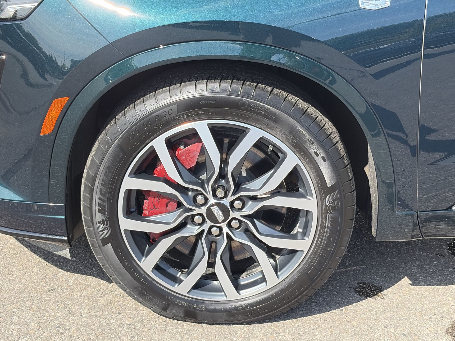 2025 Cadillac XT6