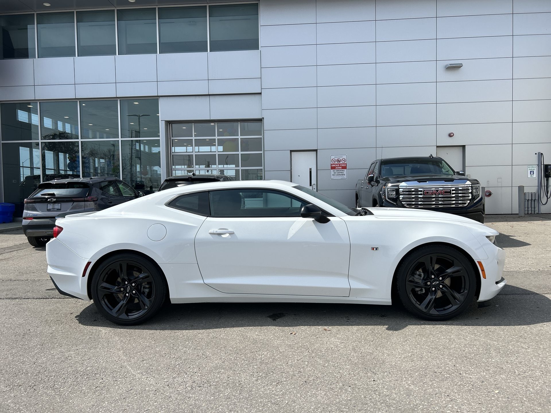 Chevrolet Camaro  2021 à Brampton, Ontario