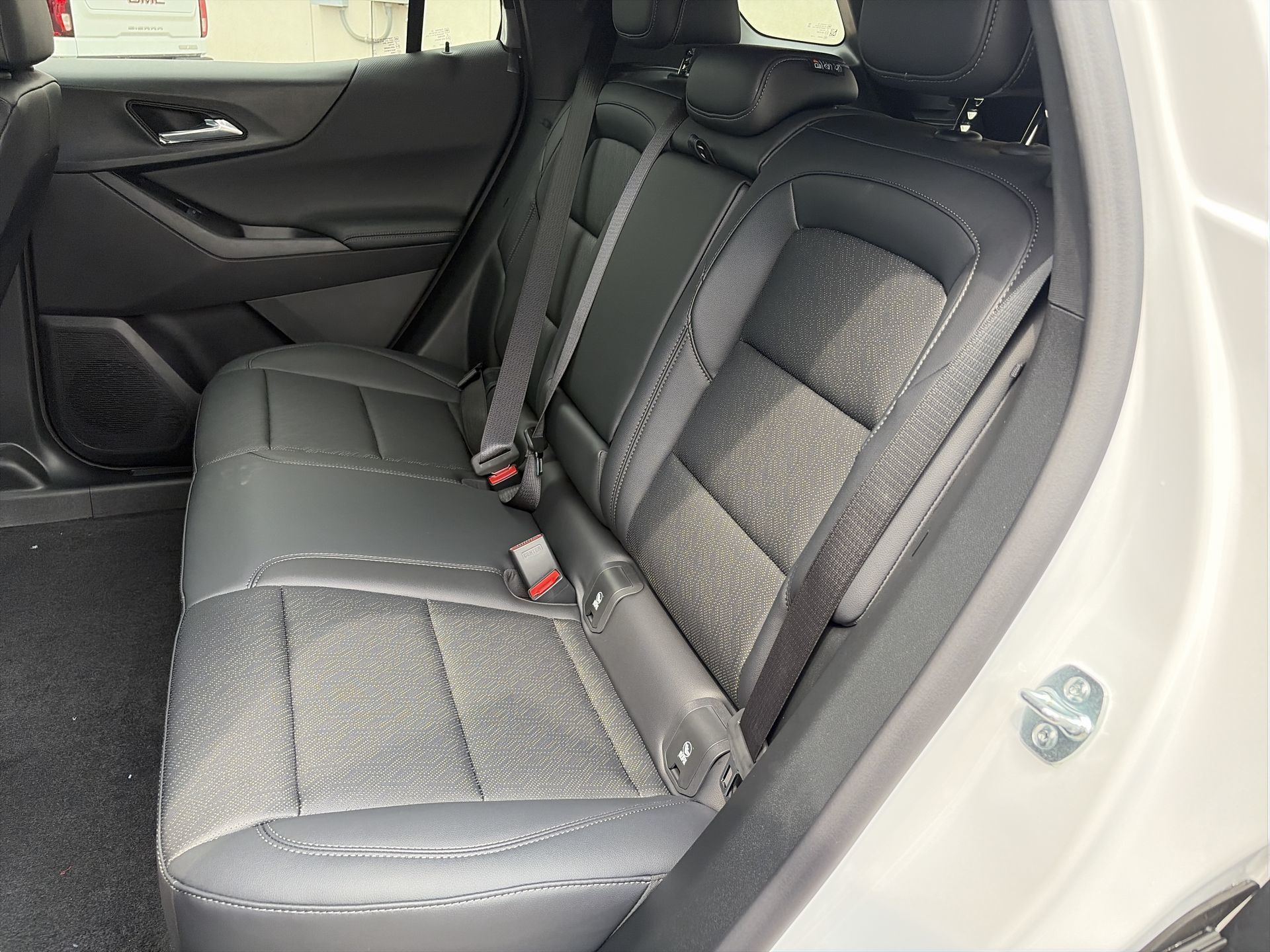 2027 Chevrolet Equinox