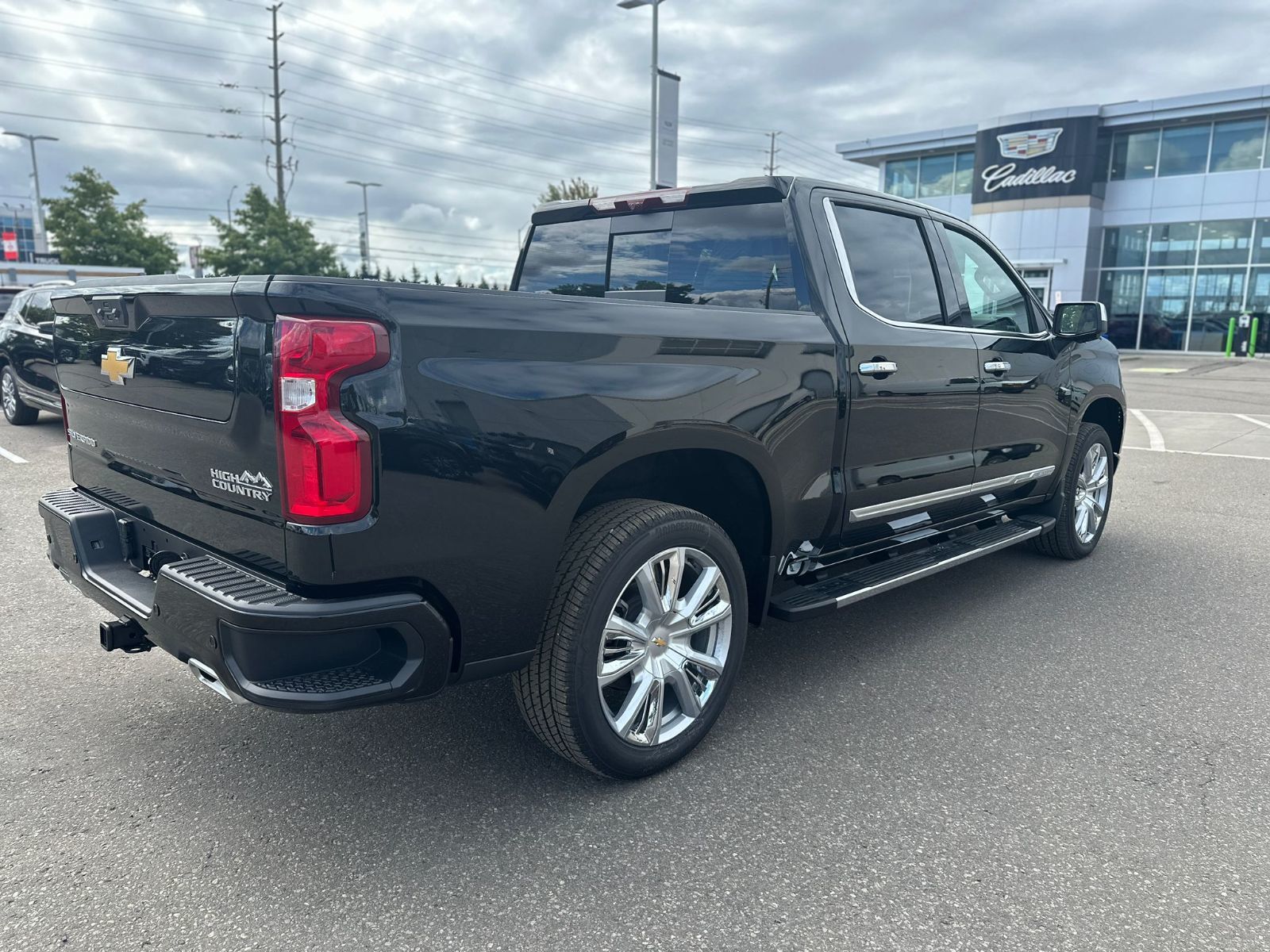2026 Chevrolet SILVERADO 1500 HIGH COUNTRY 4WD in Brampton, Ontario