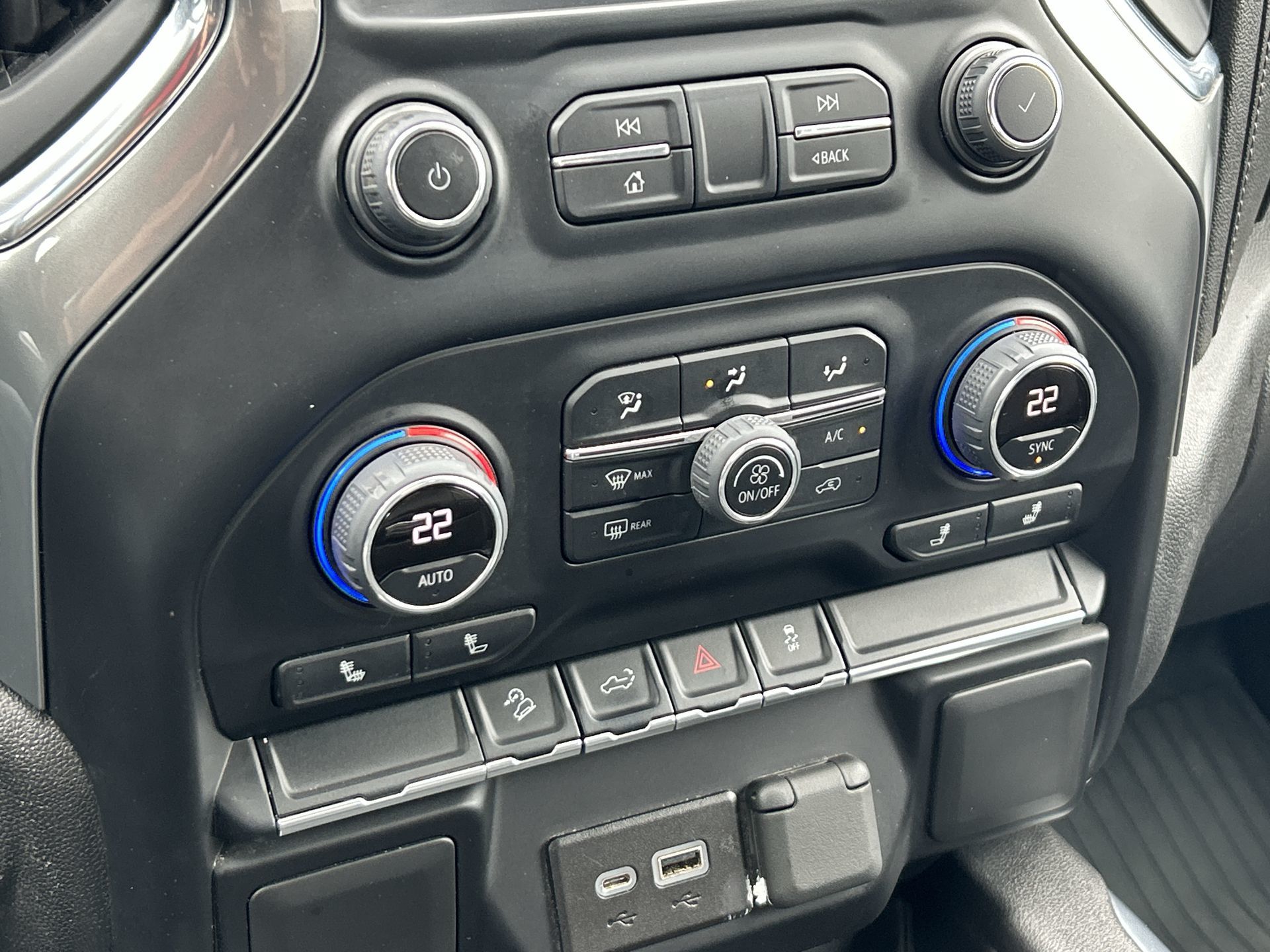 2022 Chevrolet Silverado 1500 Limited in Brampton, Ontario