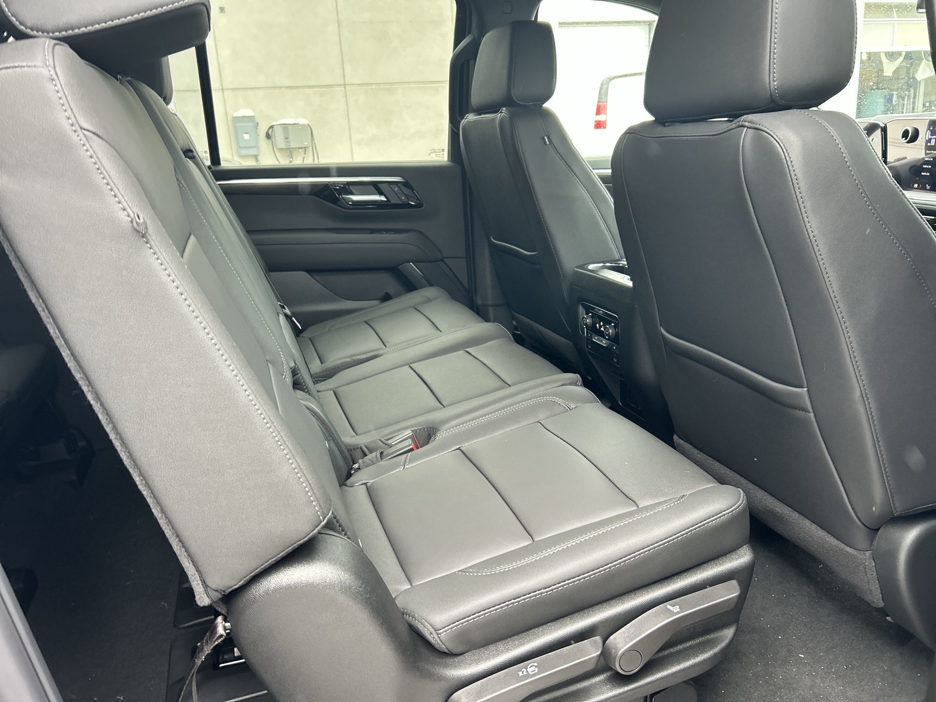 Chevrolet Suburban  2026 à Brampton, Ontario