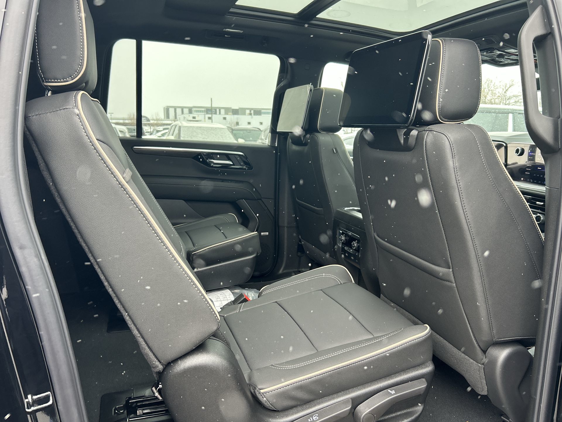 Chevrolet Suburban  2026 à Brampton, Ontario