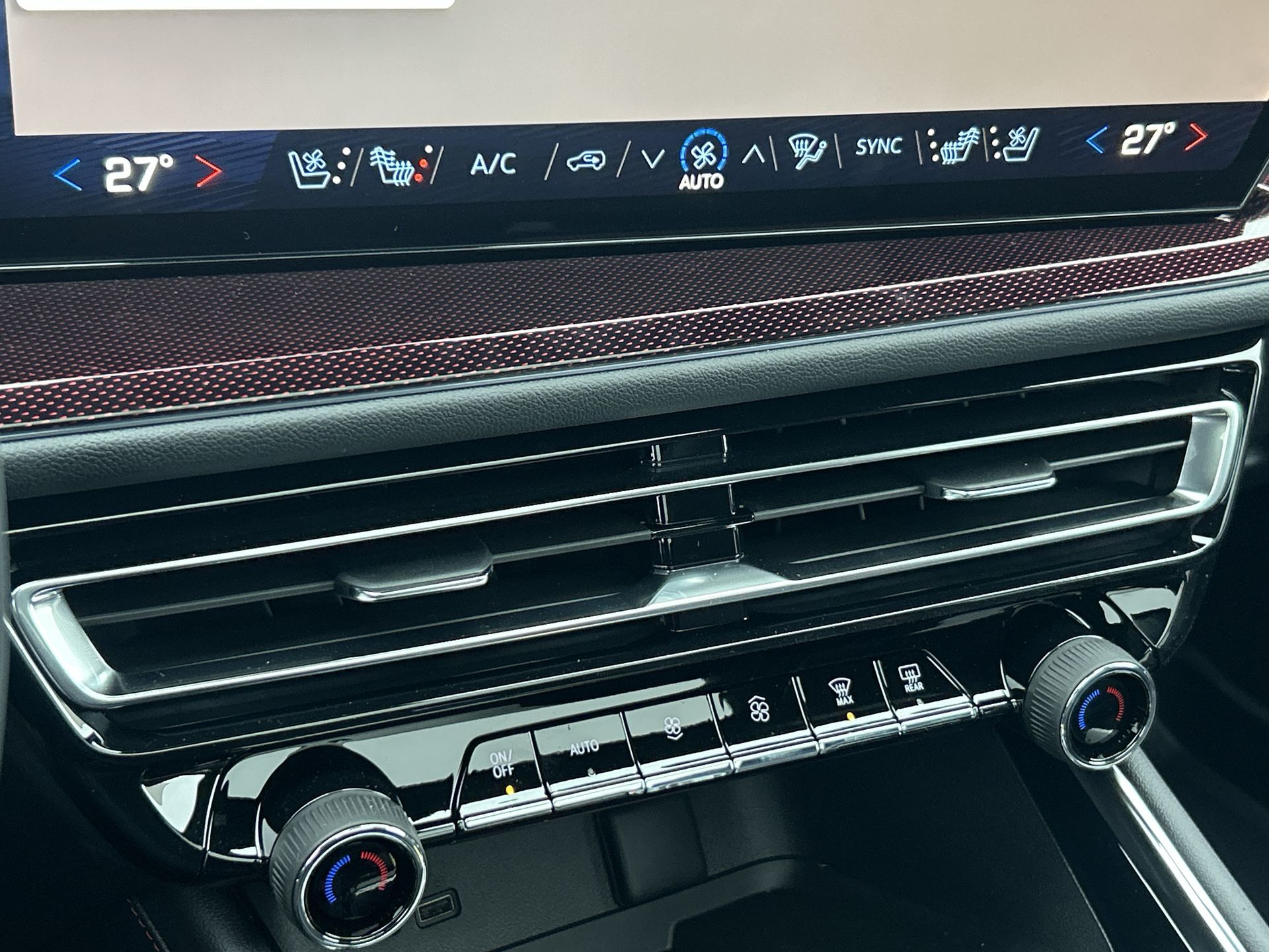 2026 Chevrolet Traverse in Brampton, Ontario