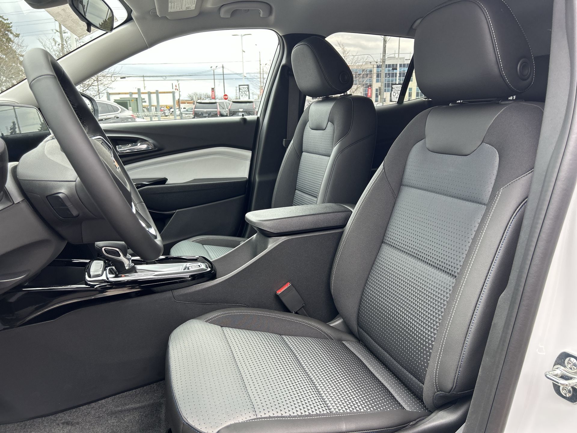 2026 Chevrolet TRAX FWD LT