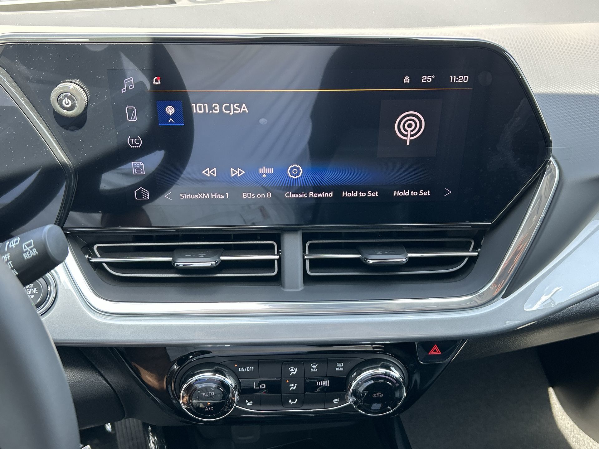 2025 Chevrolet Trax in Brampton, Ontario