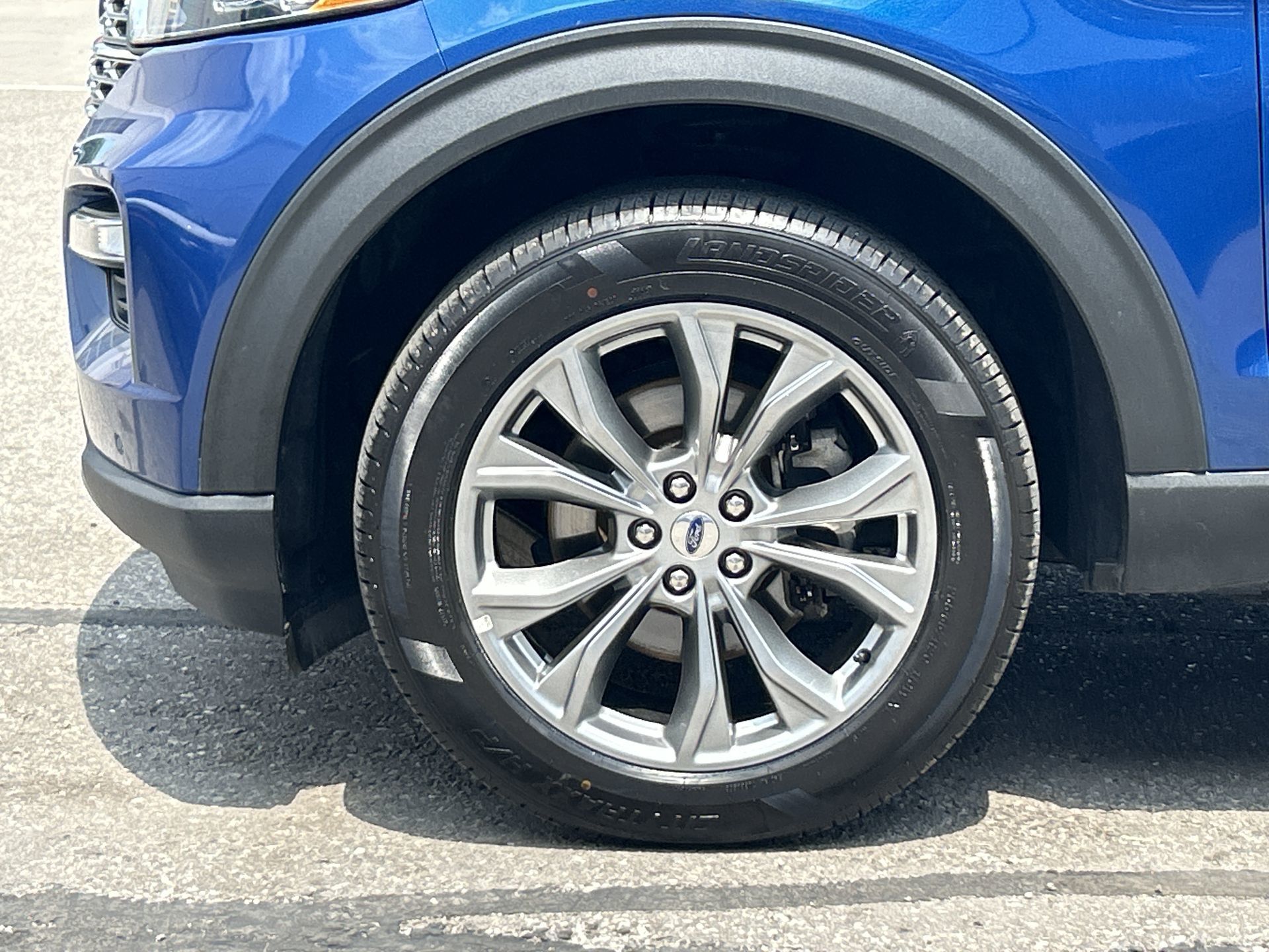 2022 Ford Explorer in Brampton, Ontario