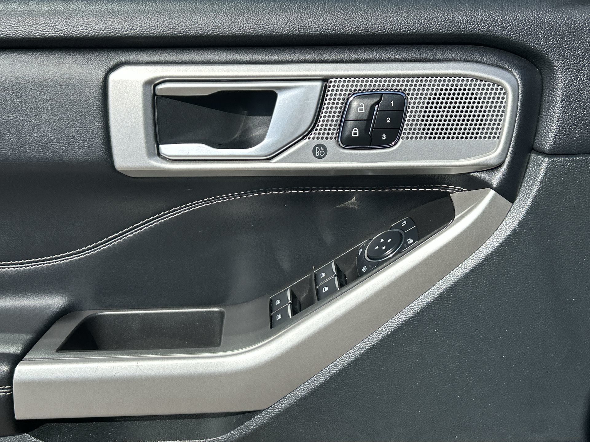 2023 Ford Explorer in Brampton, Ontario