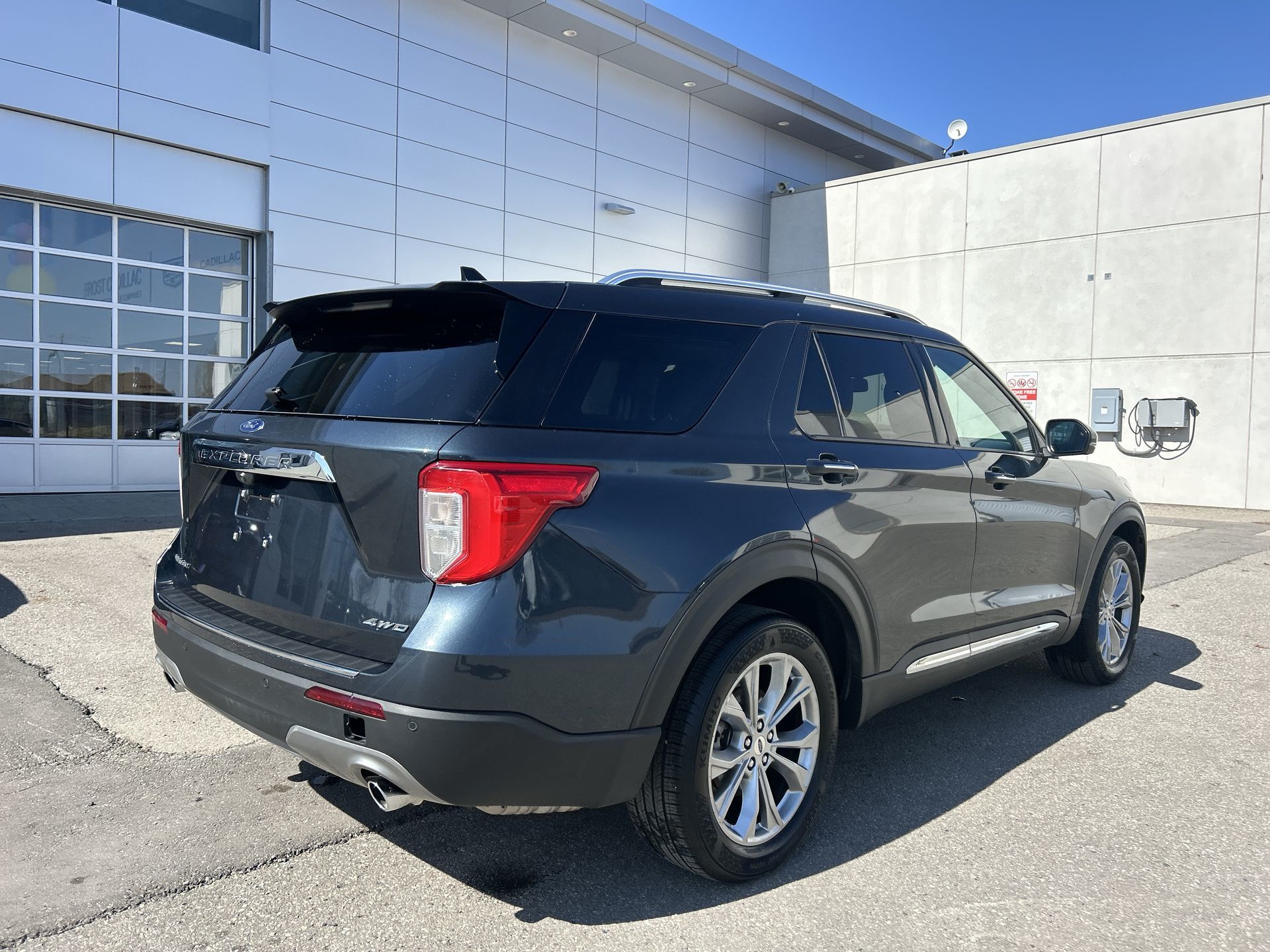 2023 Ford Explorer in Brampton, Ontario
