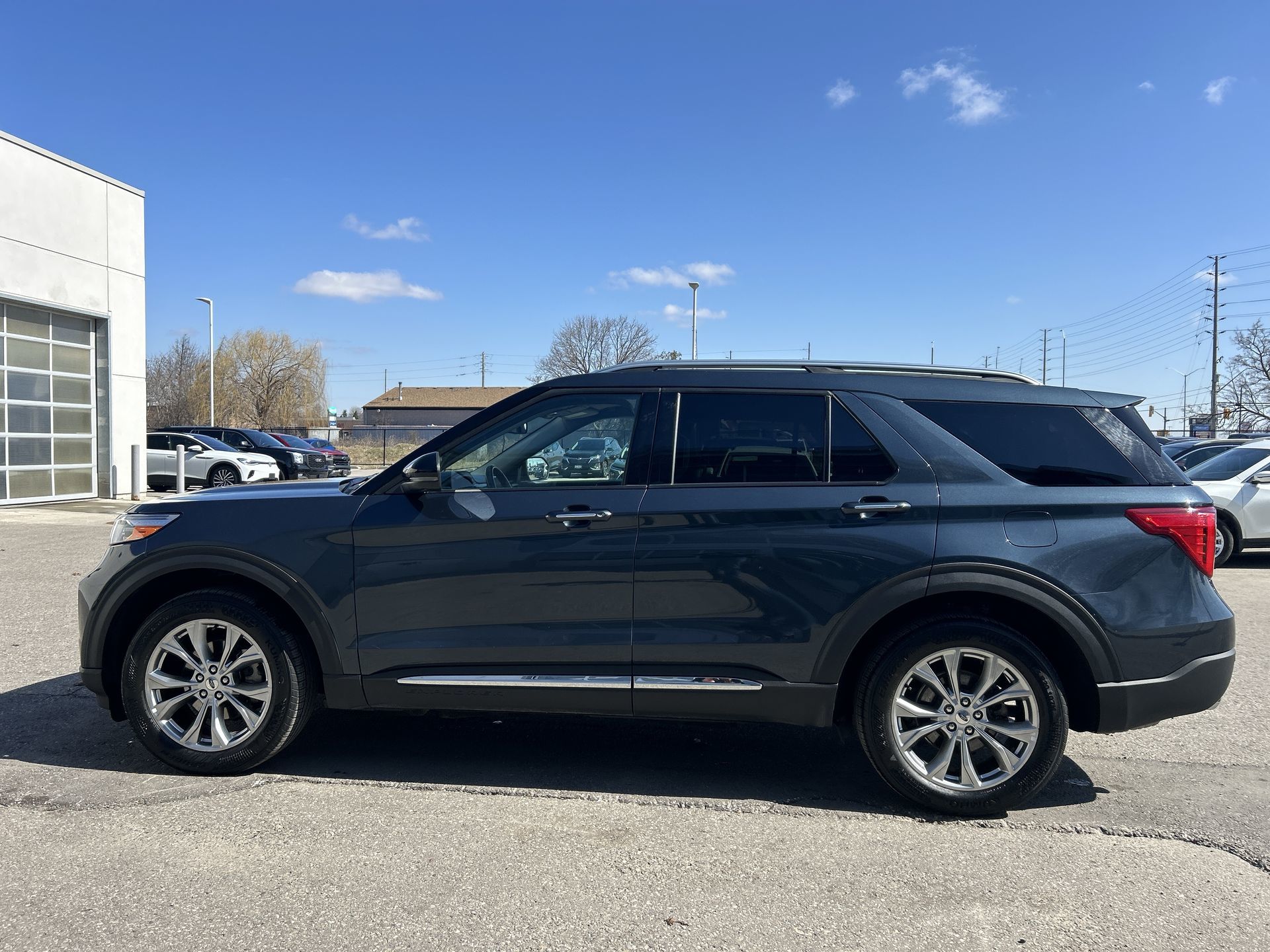 2023 Ford Explorer in Brampton, Ontario