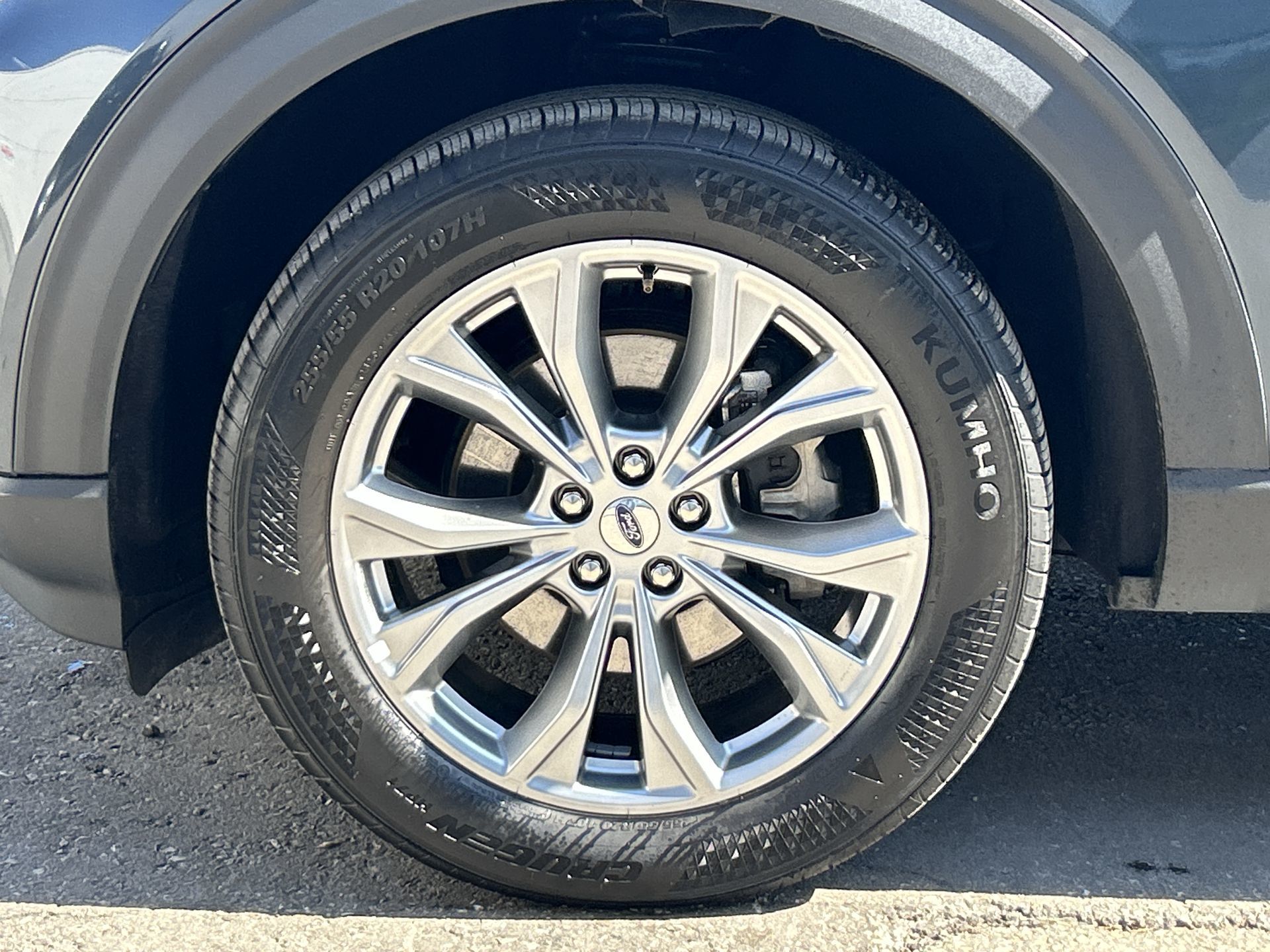 2023 Ford Explorer in Brampton, Ontario