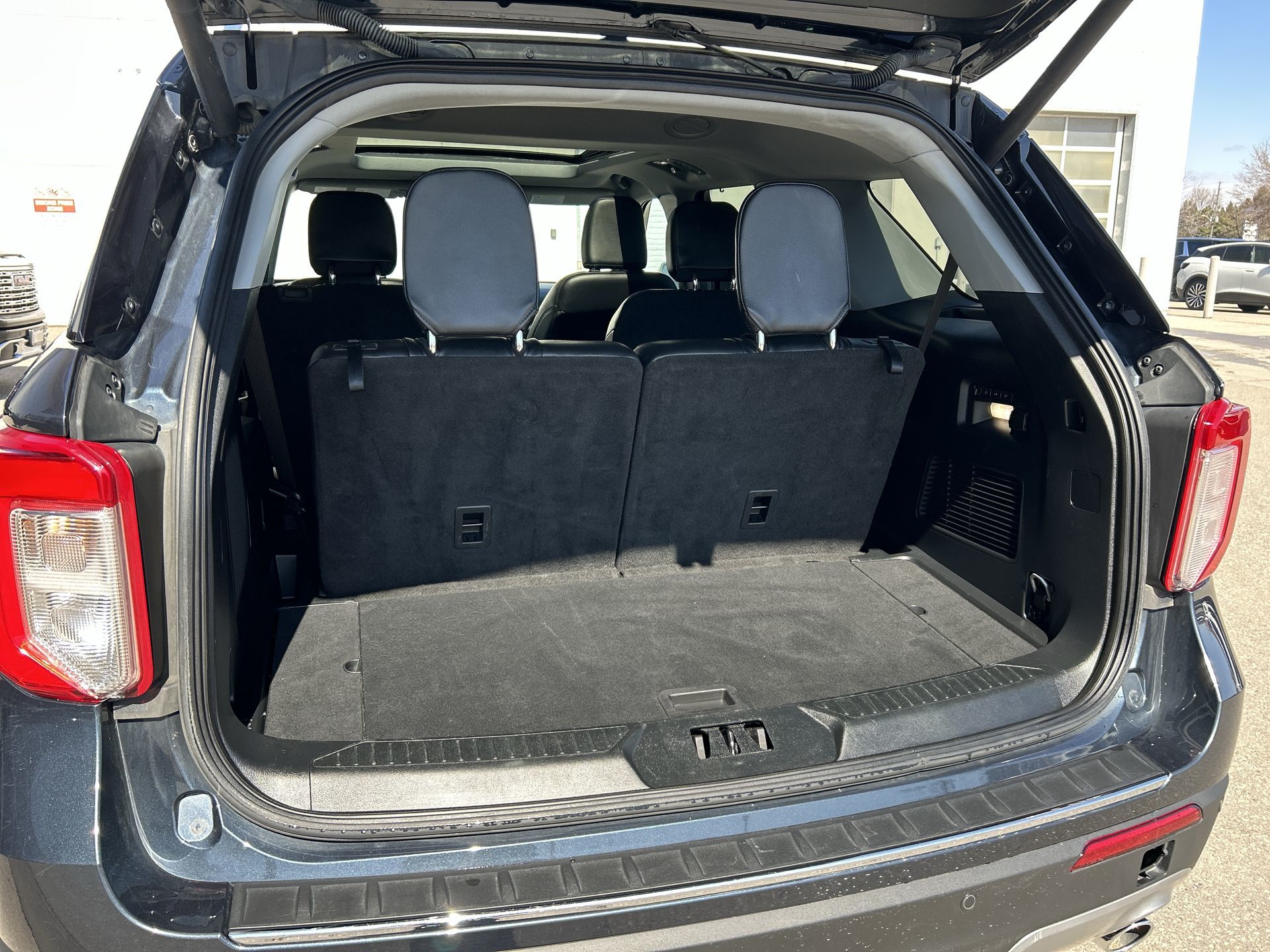 2023 Ford Explorer in Brampton, Ontario