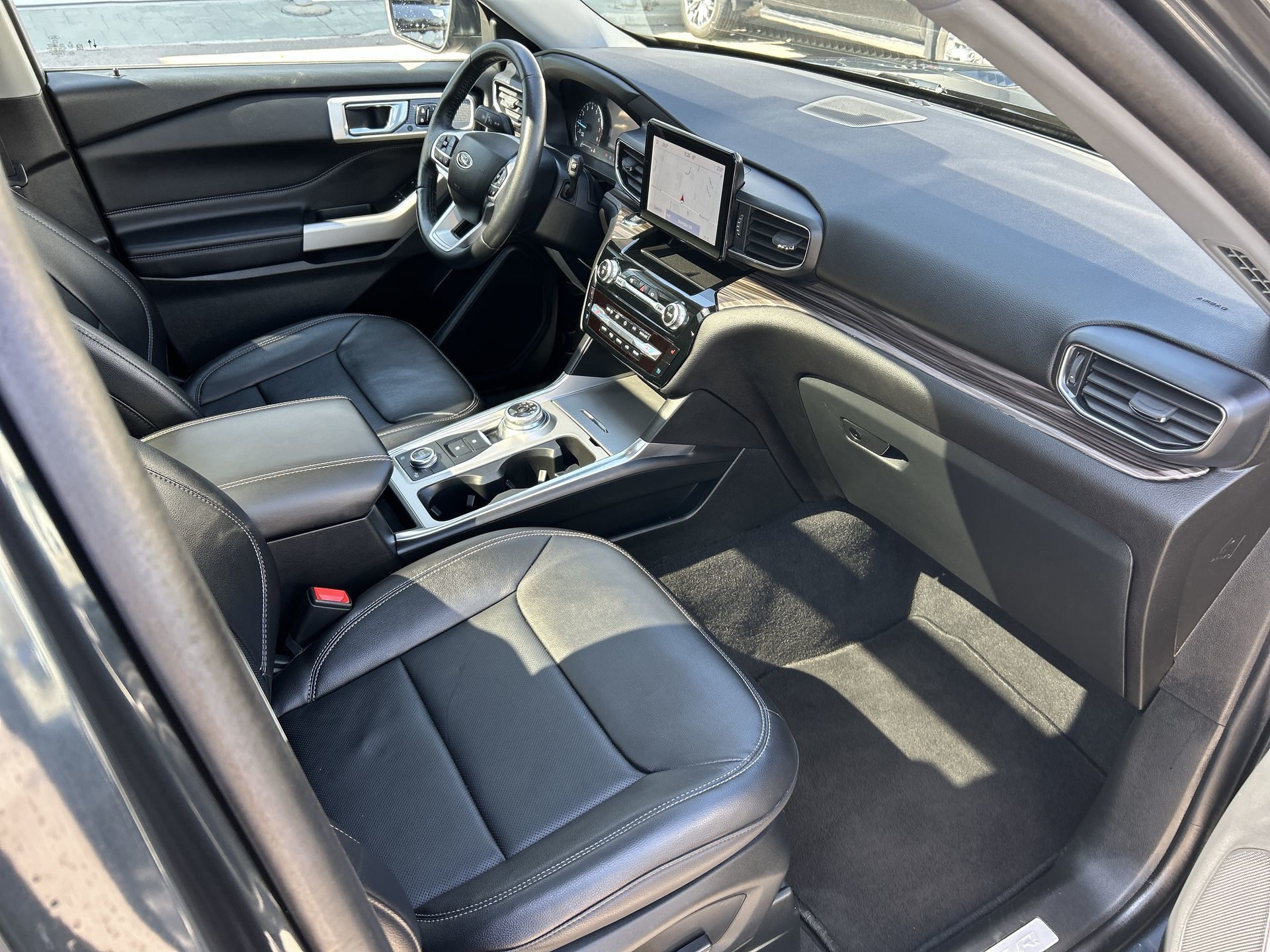 2023 Ford Explorer in Brampton, Ontario