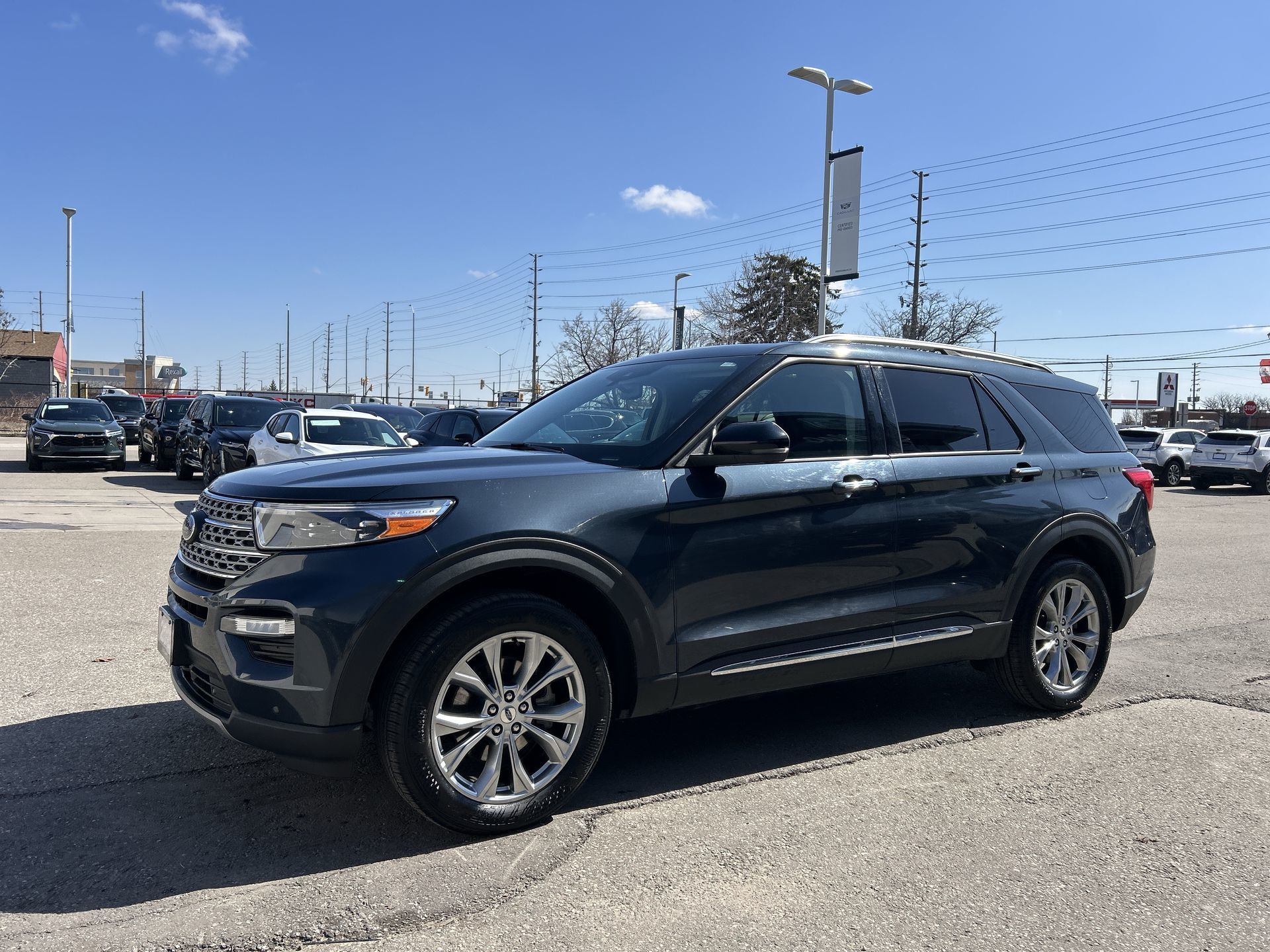 2023 Ford Explorer in Brampton, Ontario