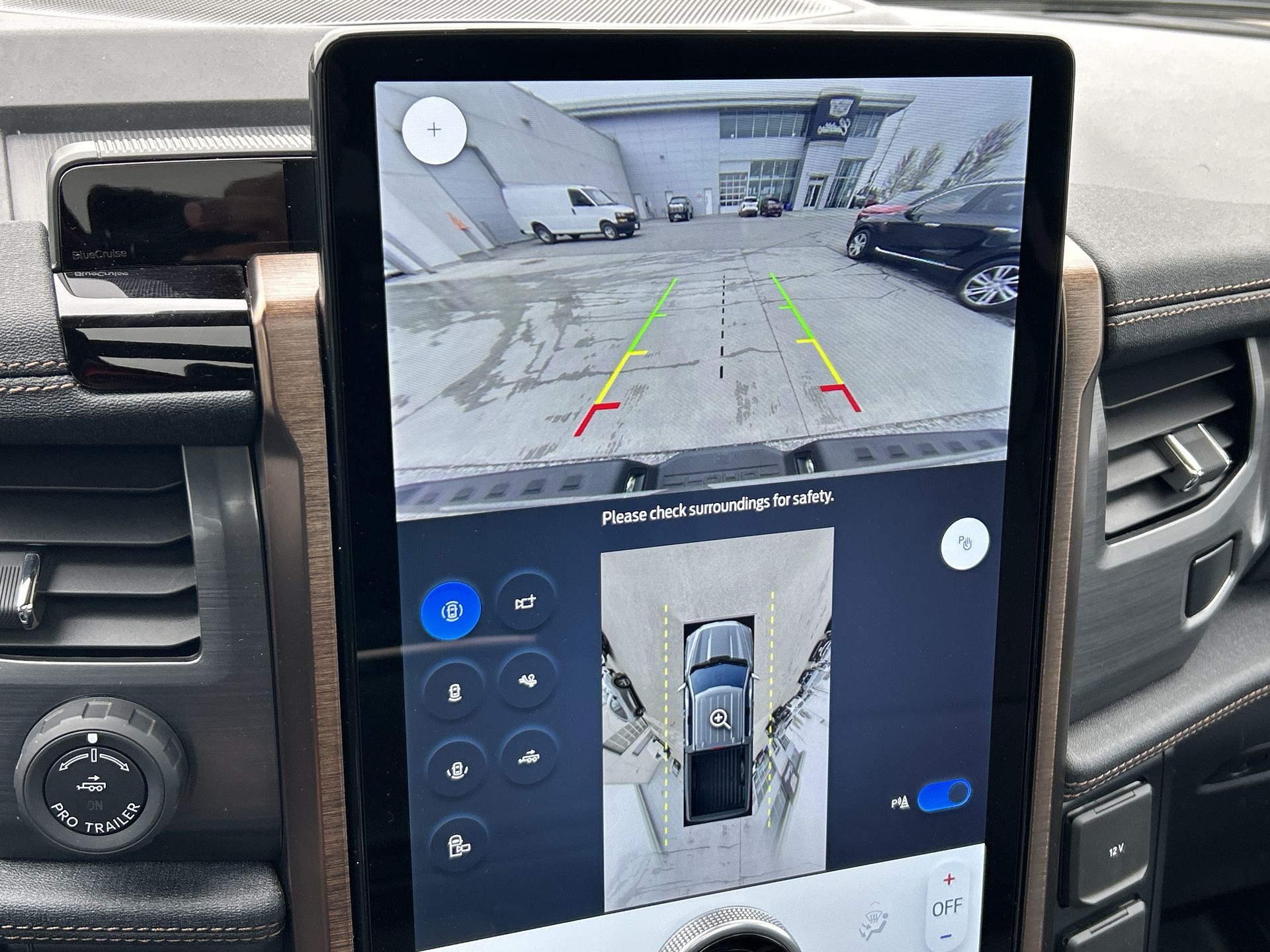 2023 Ford F150 Lightning in Brampton, Ontario