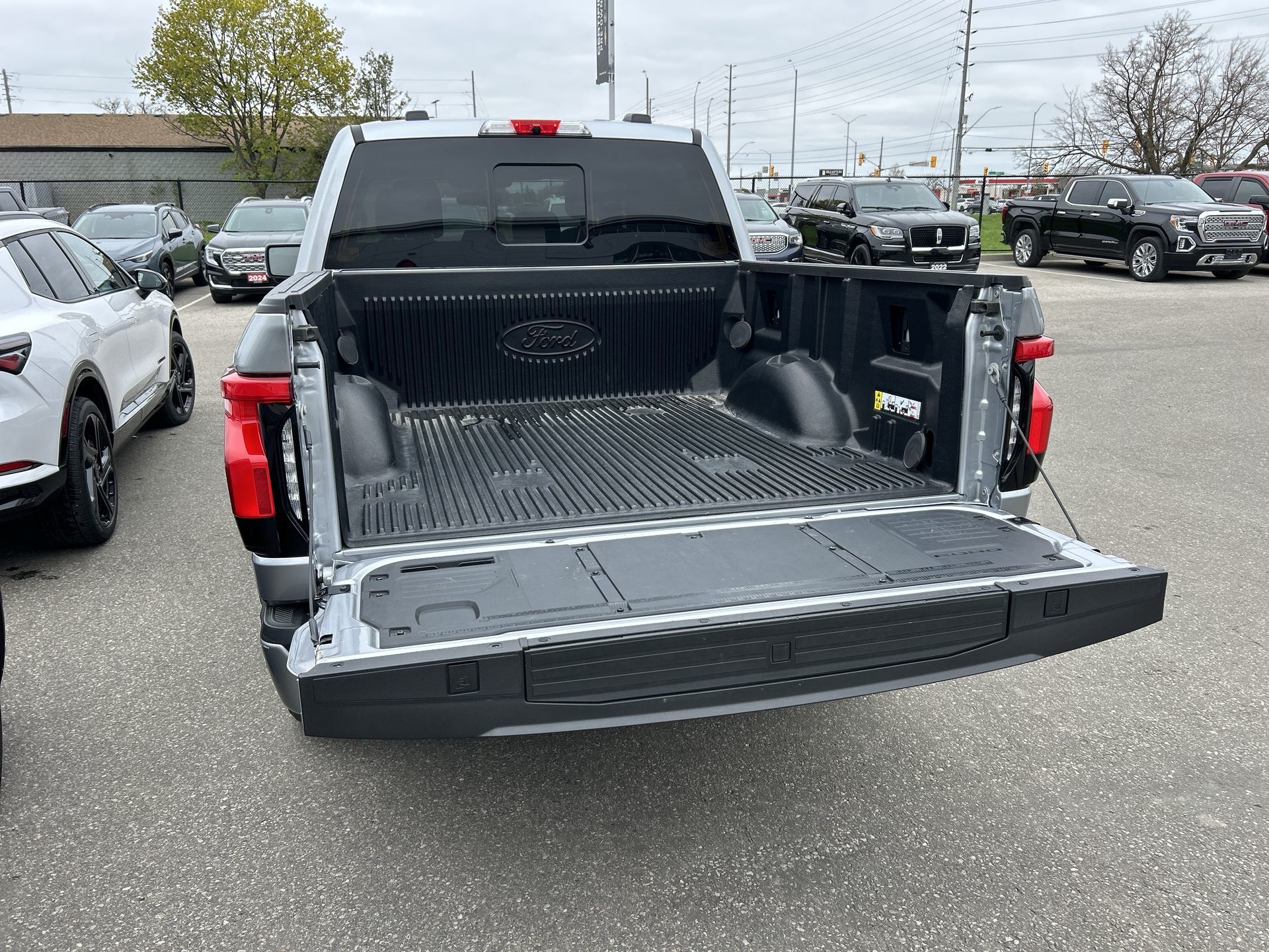 2023 Ford F150 Lightning in Brampton, Ontario