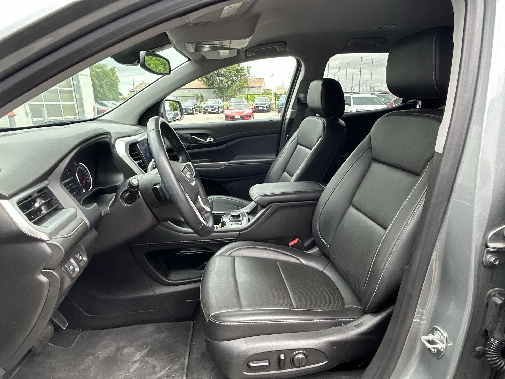 GMC Acadia  2023 à Brampton, Ontario