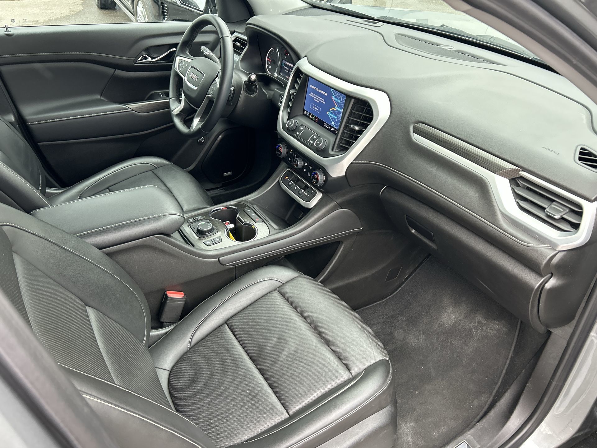 GMC Acadia  2023 à Brampton, Ontario