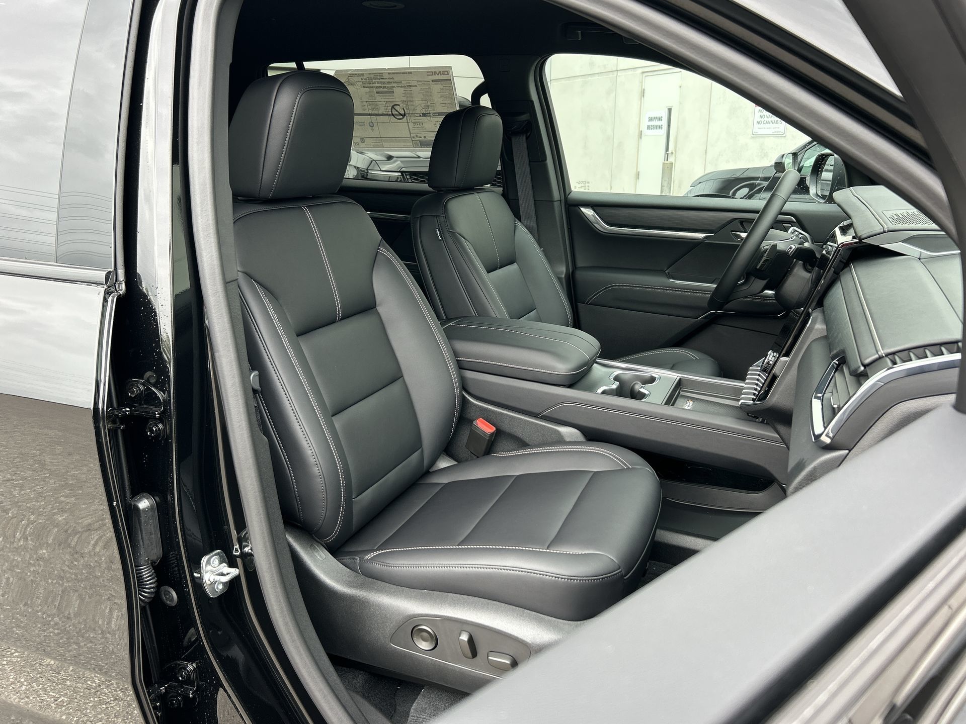 2025 GMC Acadia in Brampton, Ontario
