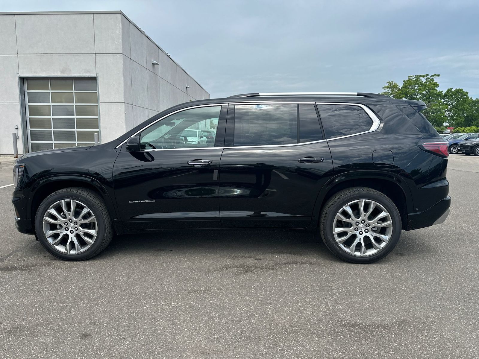 2025 GMC Acadia in Brampton, Ontario