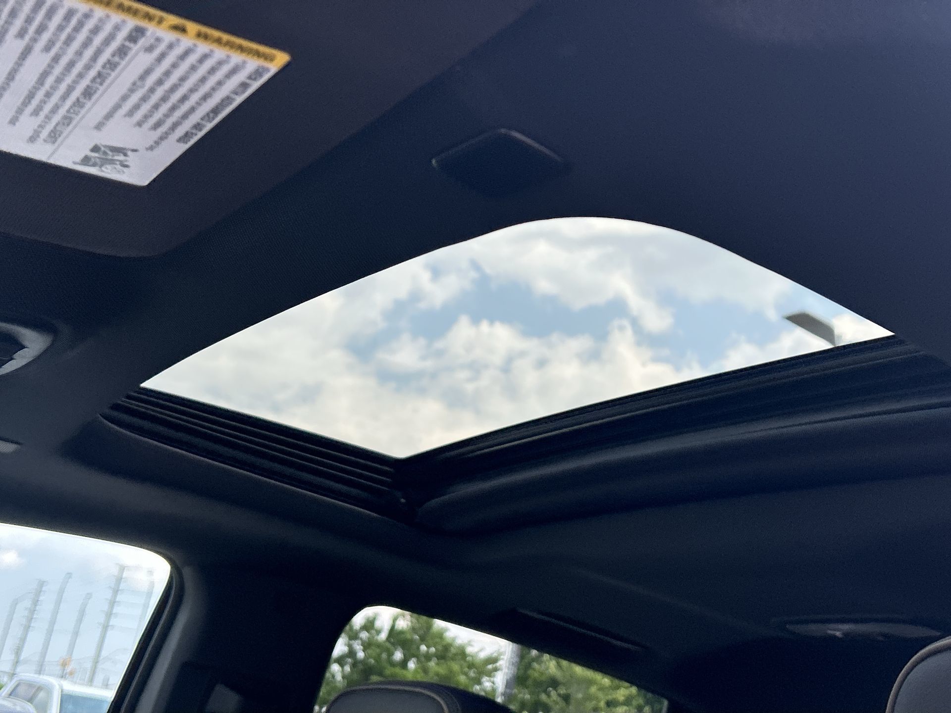 2024 GMC Canyon in Brampton, Ontario