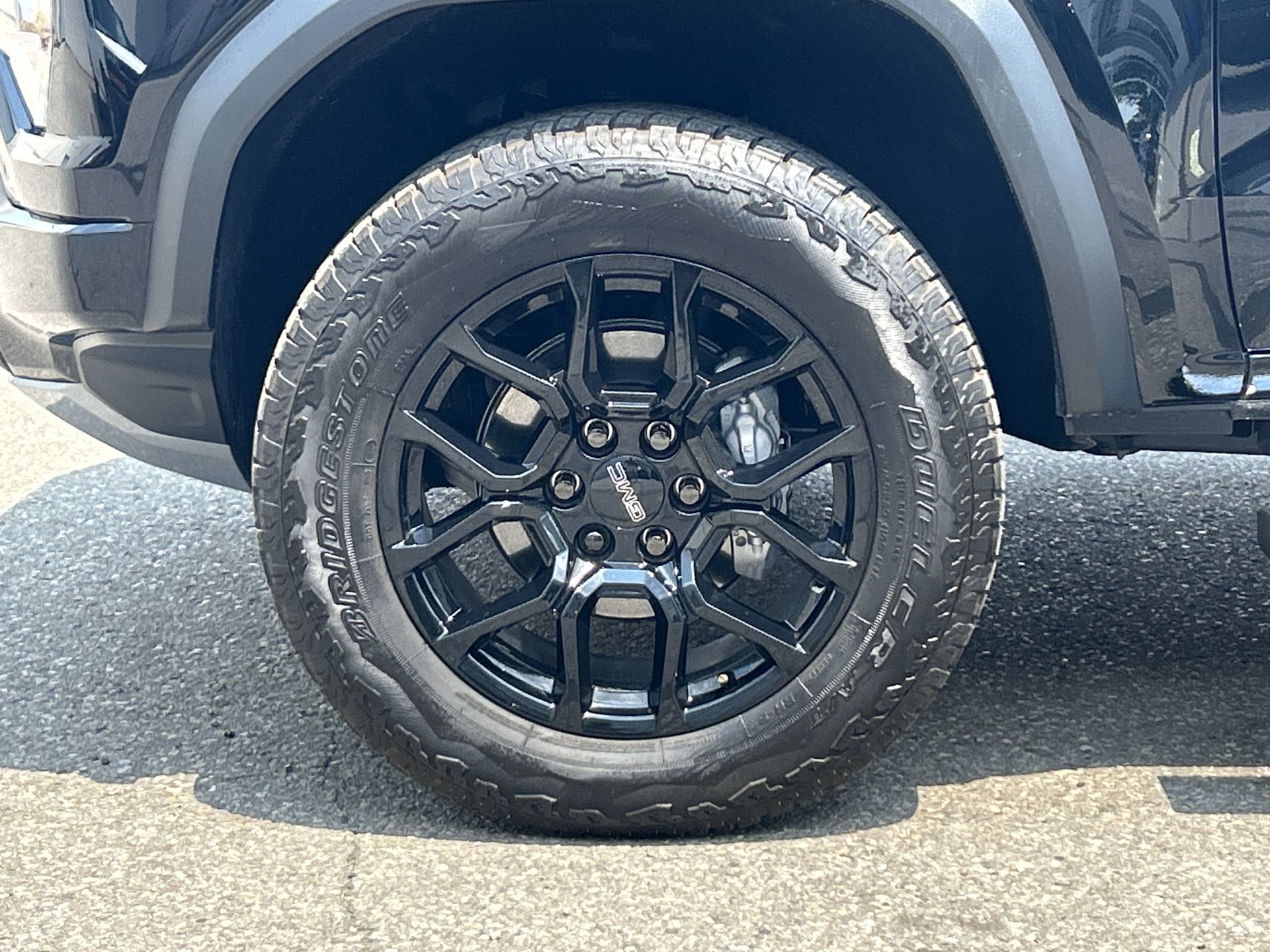 2024 GMC Canyon in Brampton, Ontario