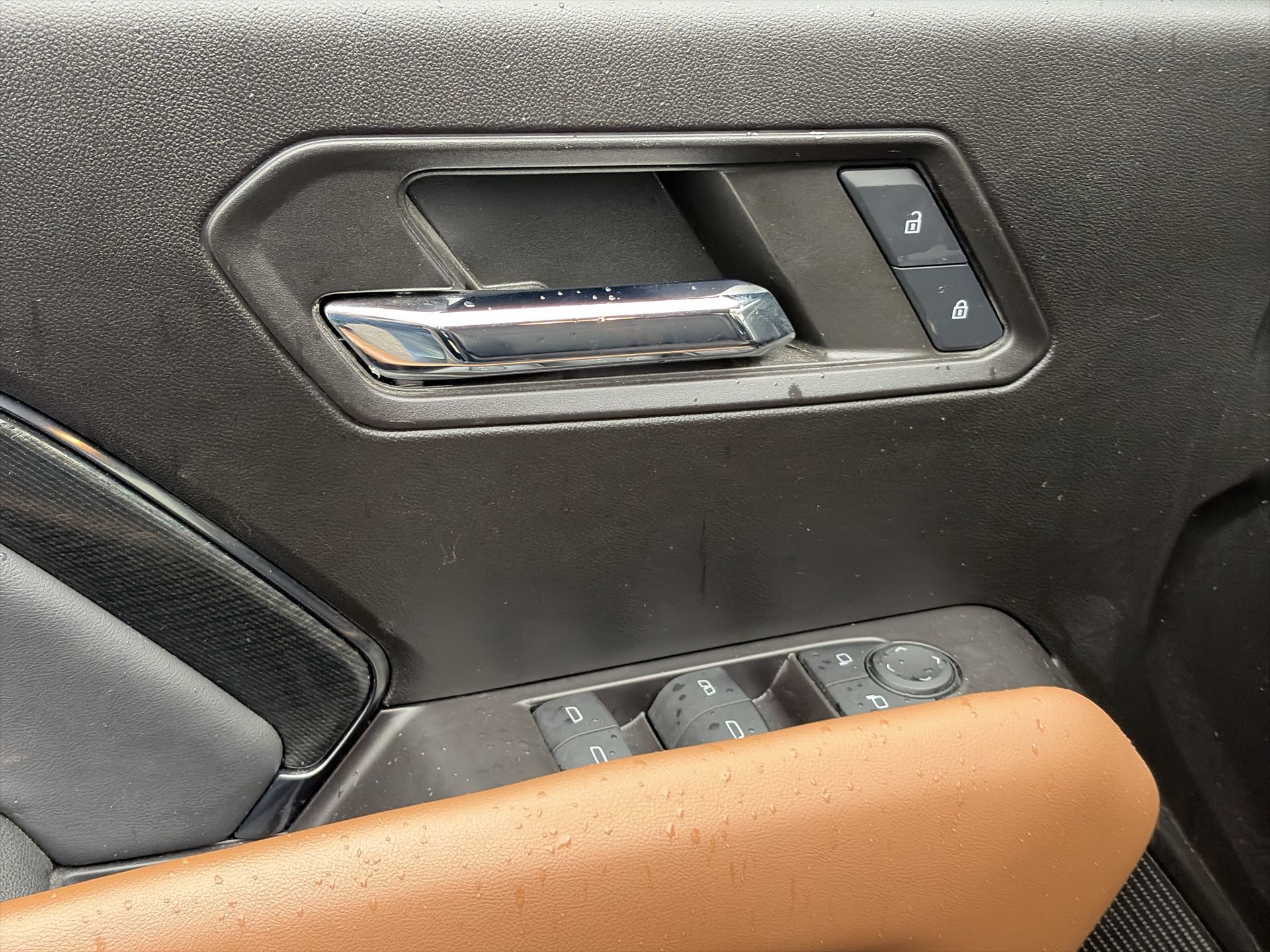 2024 GMC Canyon