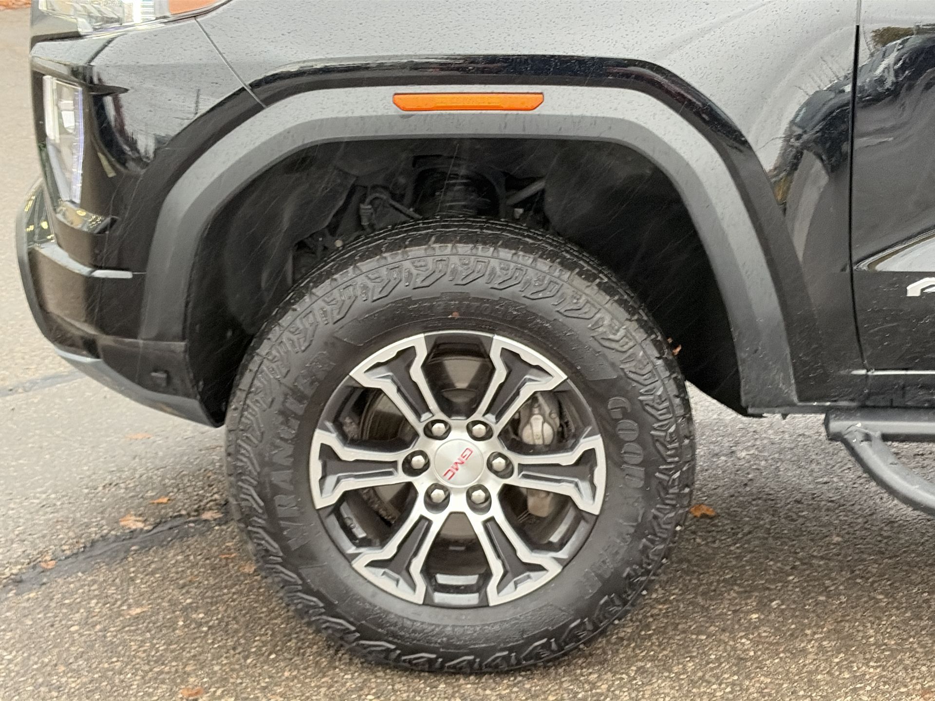 2024 GMC Canyon