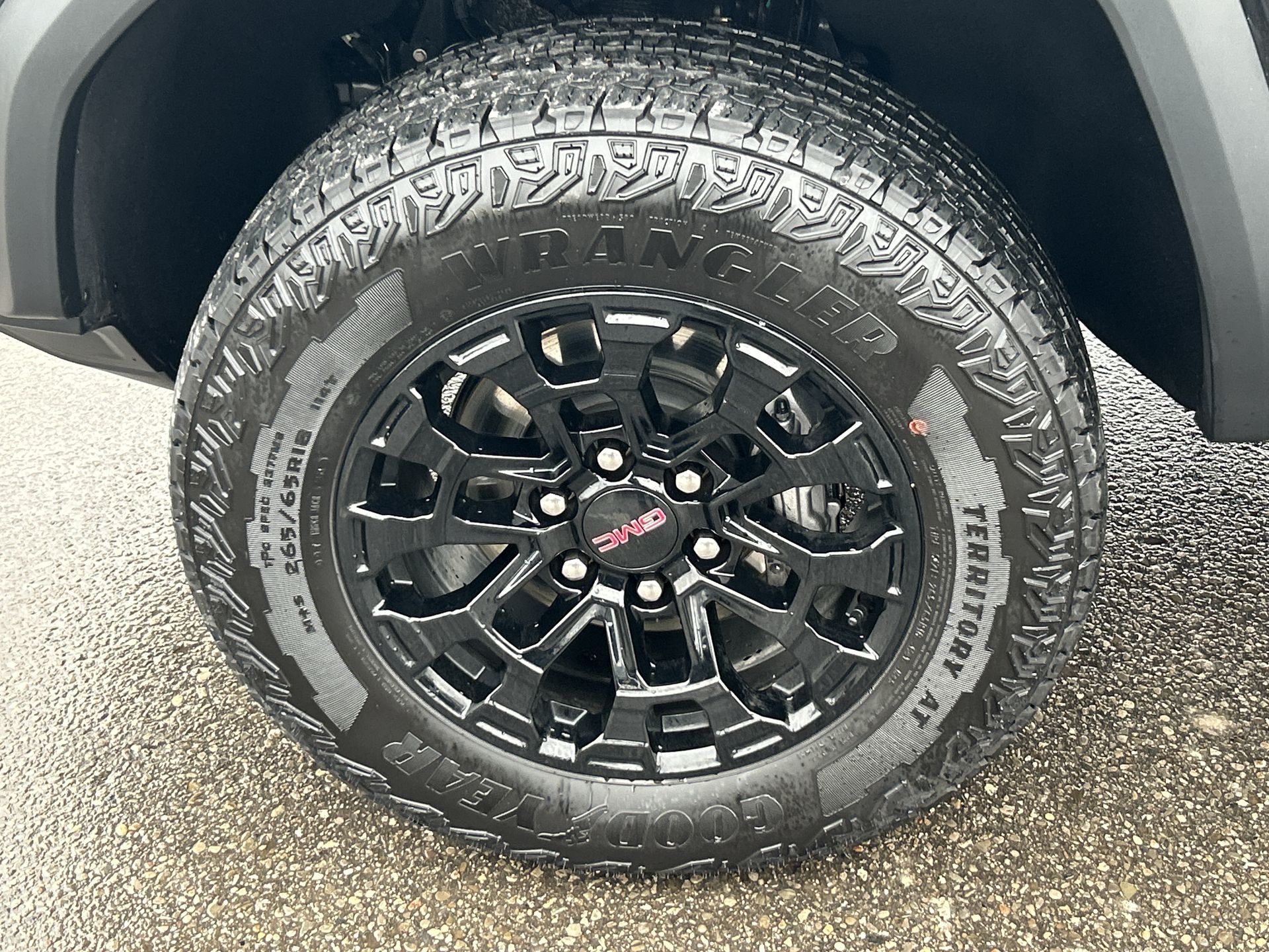 2026 GMC Canyon in Brampton, Ontario