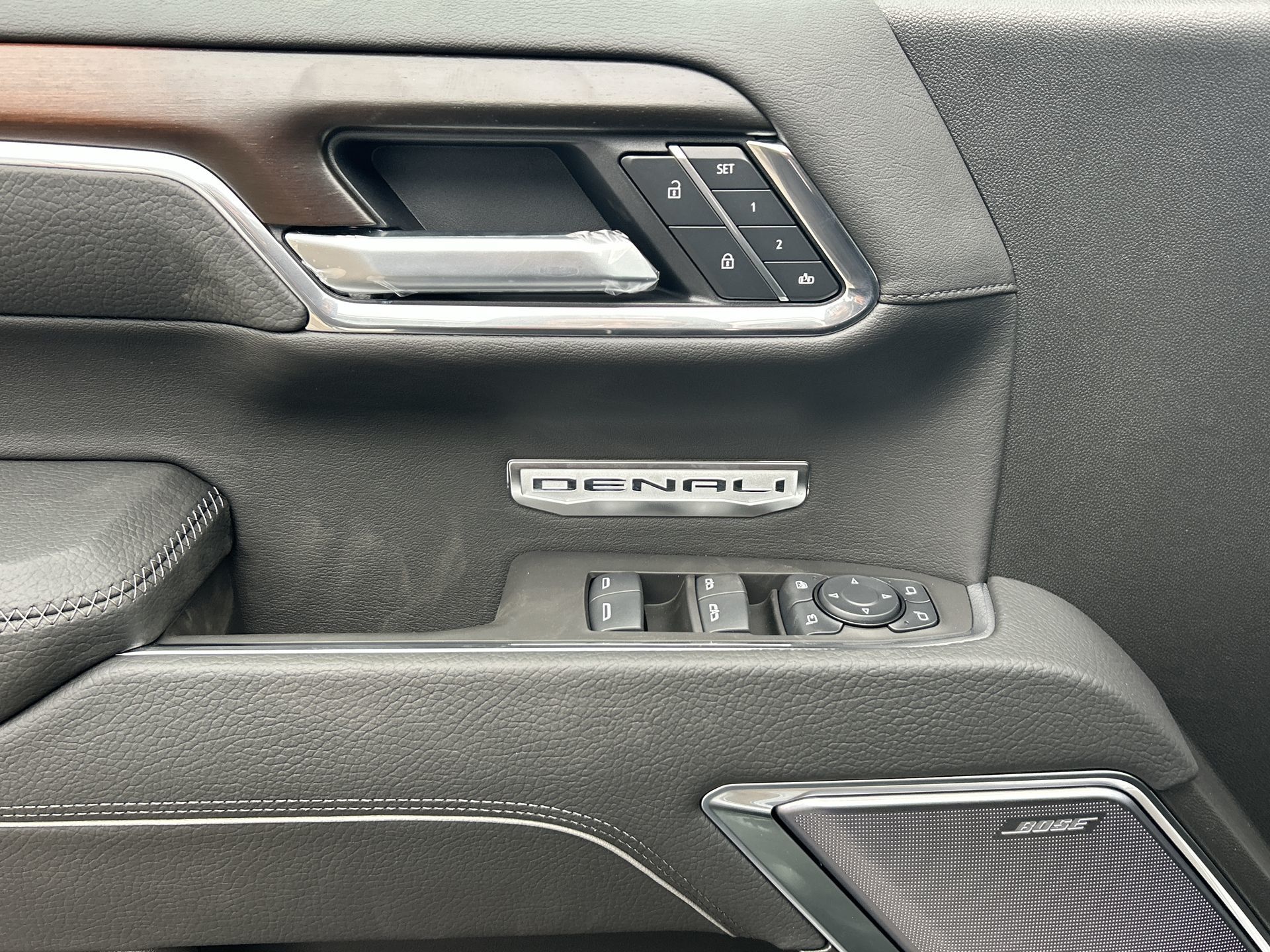 2025 GMC Sierra 1500 in Brampton, Ontario