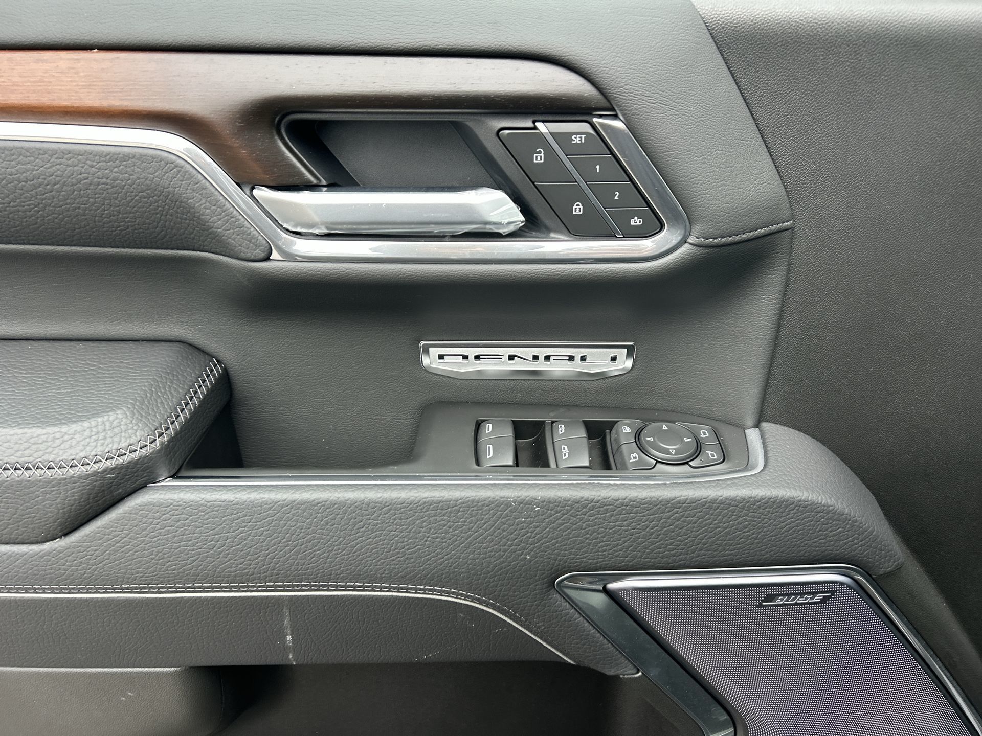 2025 GMC Sierra 1500 in Brampton, Ontario