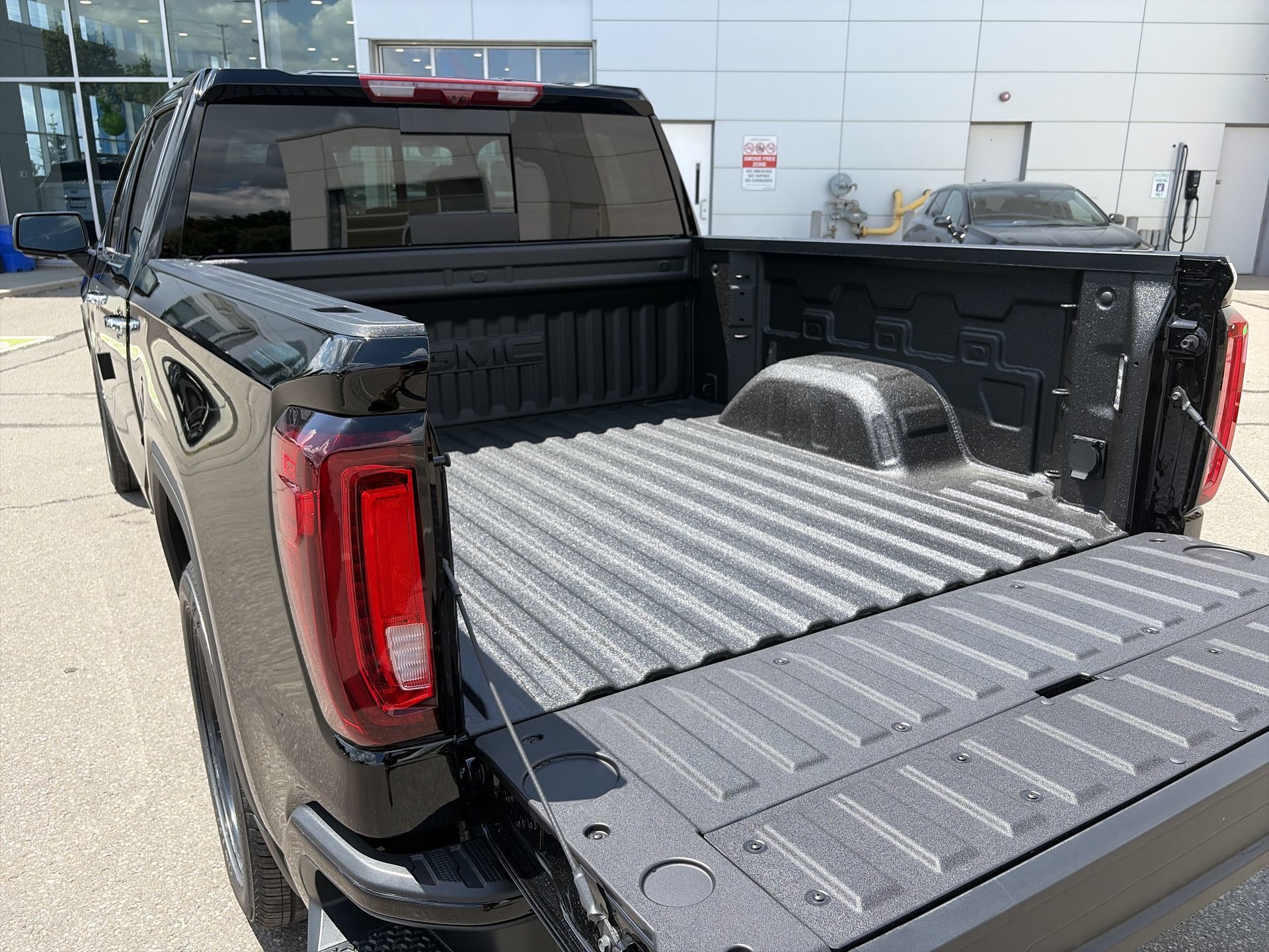 2026 GMC Sierra 1500 in Brampton, Ontario