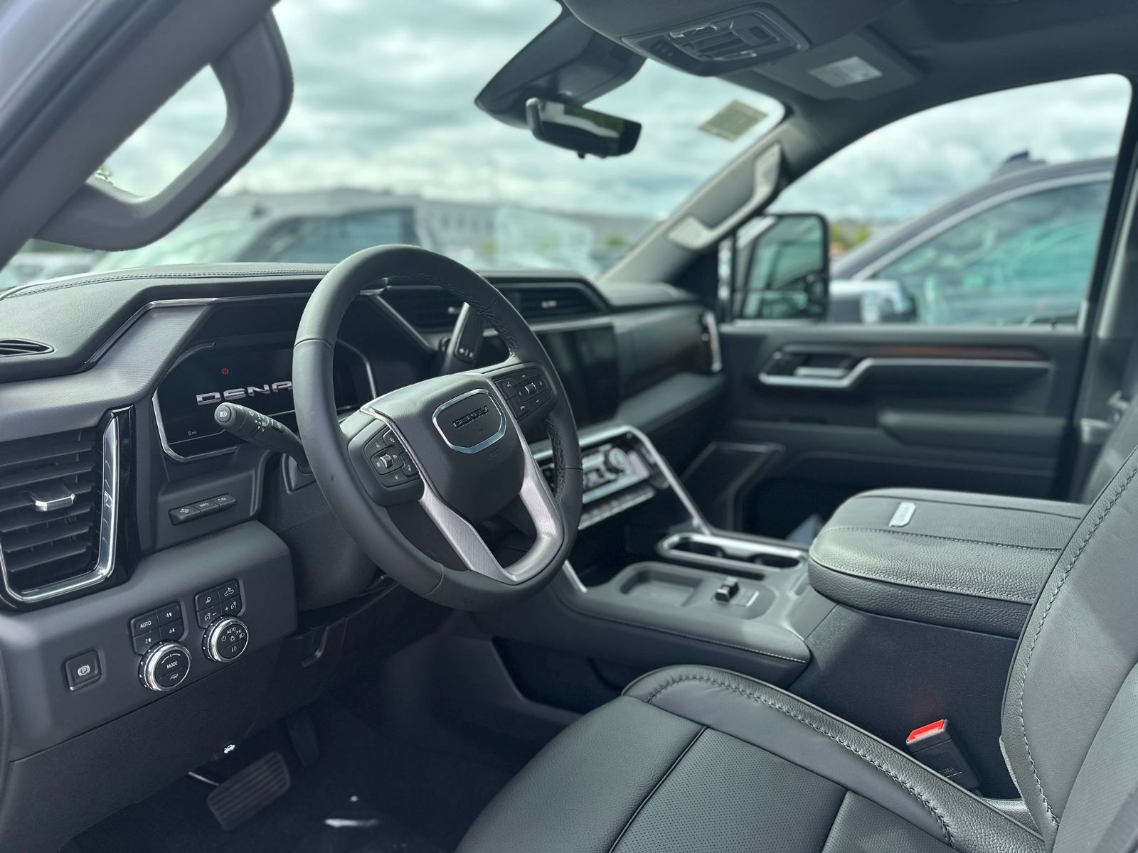 2025 GMC Sierra 2500 HD in Brampton, Ontario