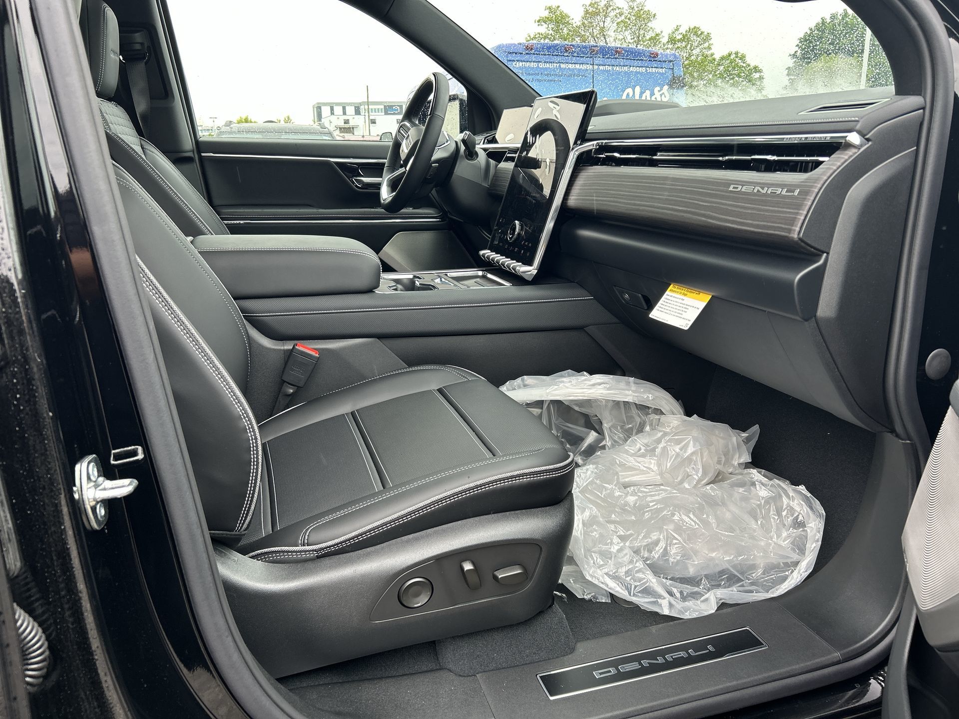 2025 GMC Sierra EV in Brampton, Ontario