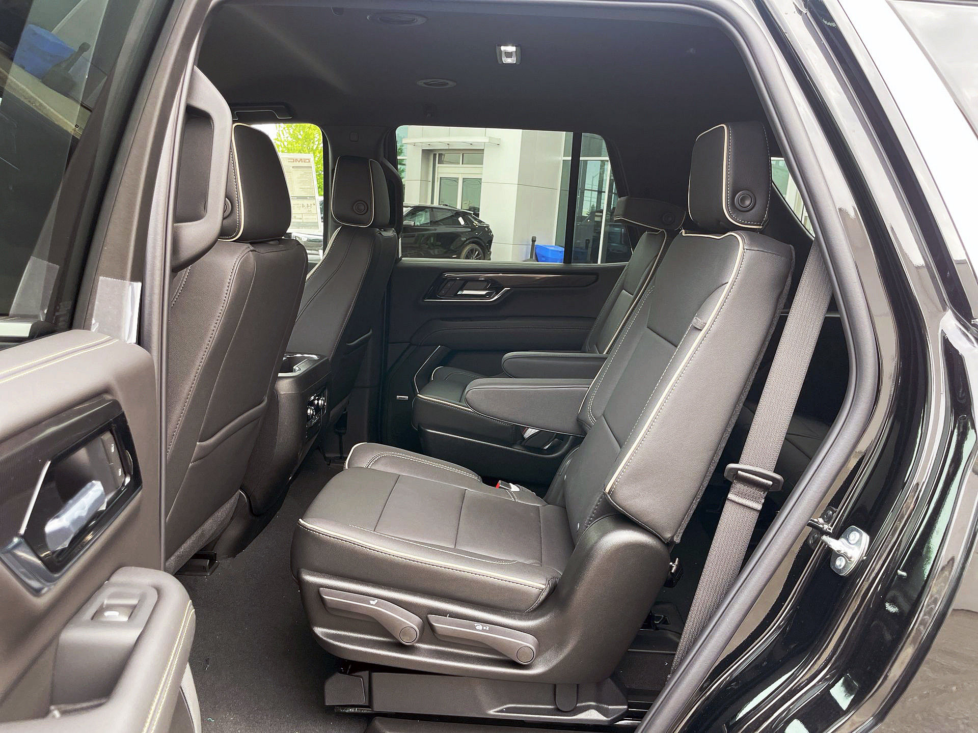 2025 GMC Yukon in Brampton, Ontario