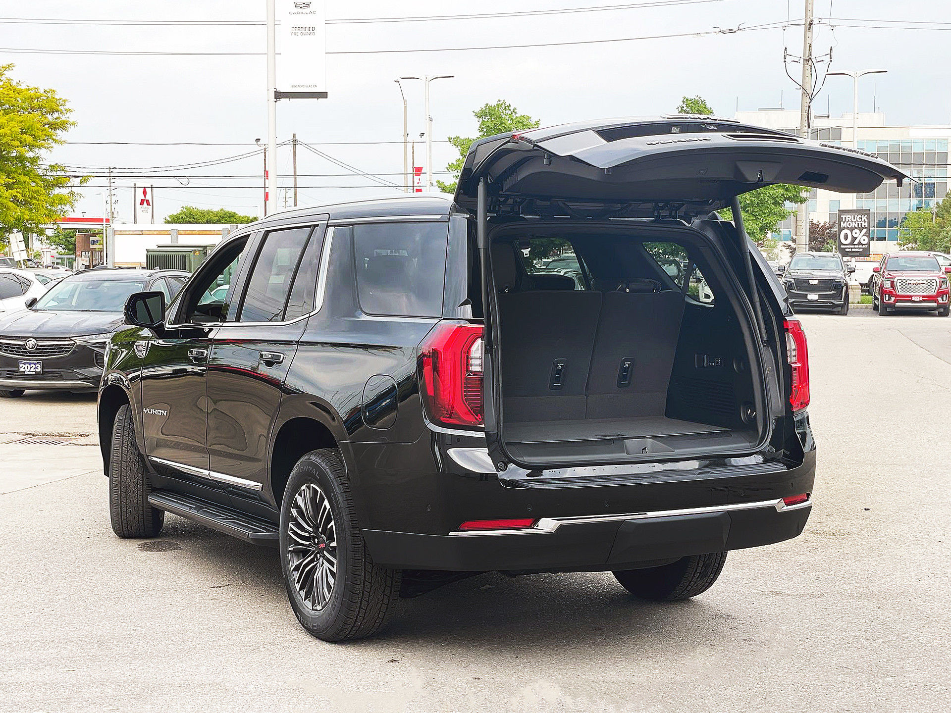 2025 GMC Yukon in Brampton, Ontario
