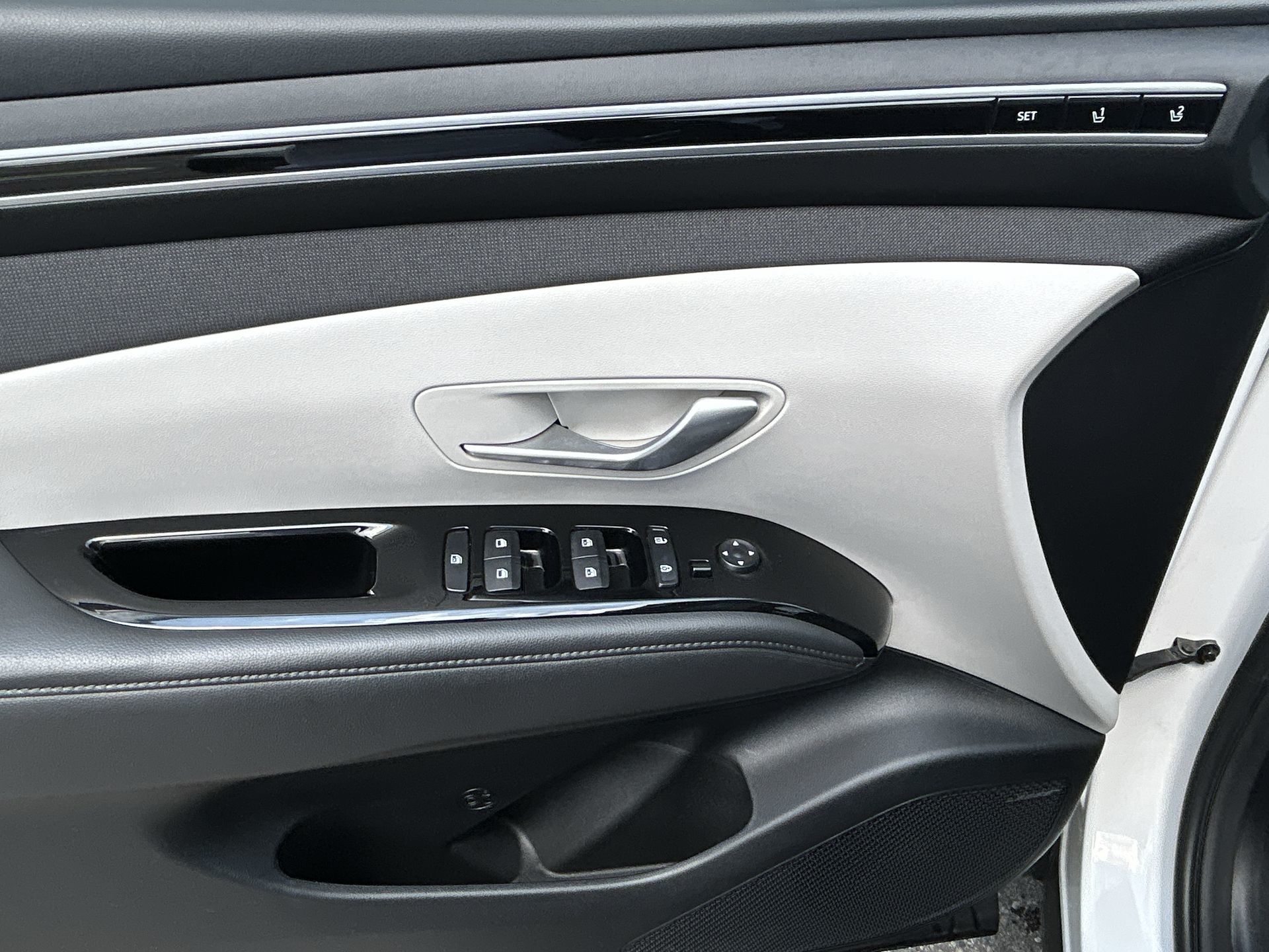 2022 Hyundai Tucson Hybrid in Brampton, Ontario