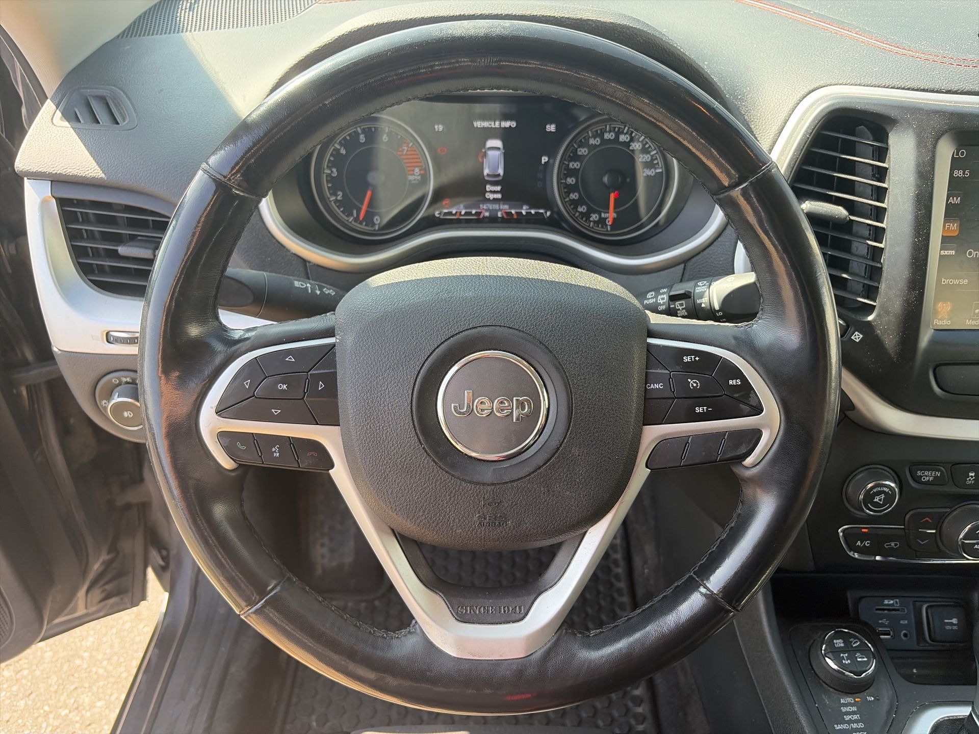 2018 Jeep Cherokee in Brampton, Ontario