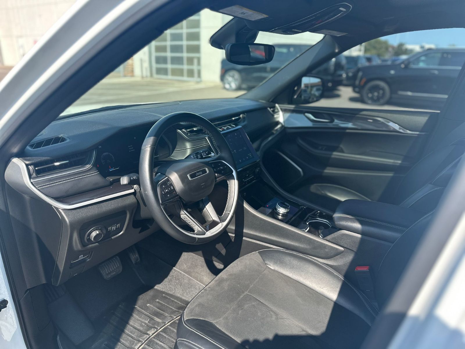 2021 Jeep Grand Cherokee in Brampton, Ontario