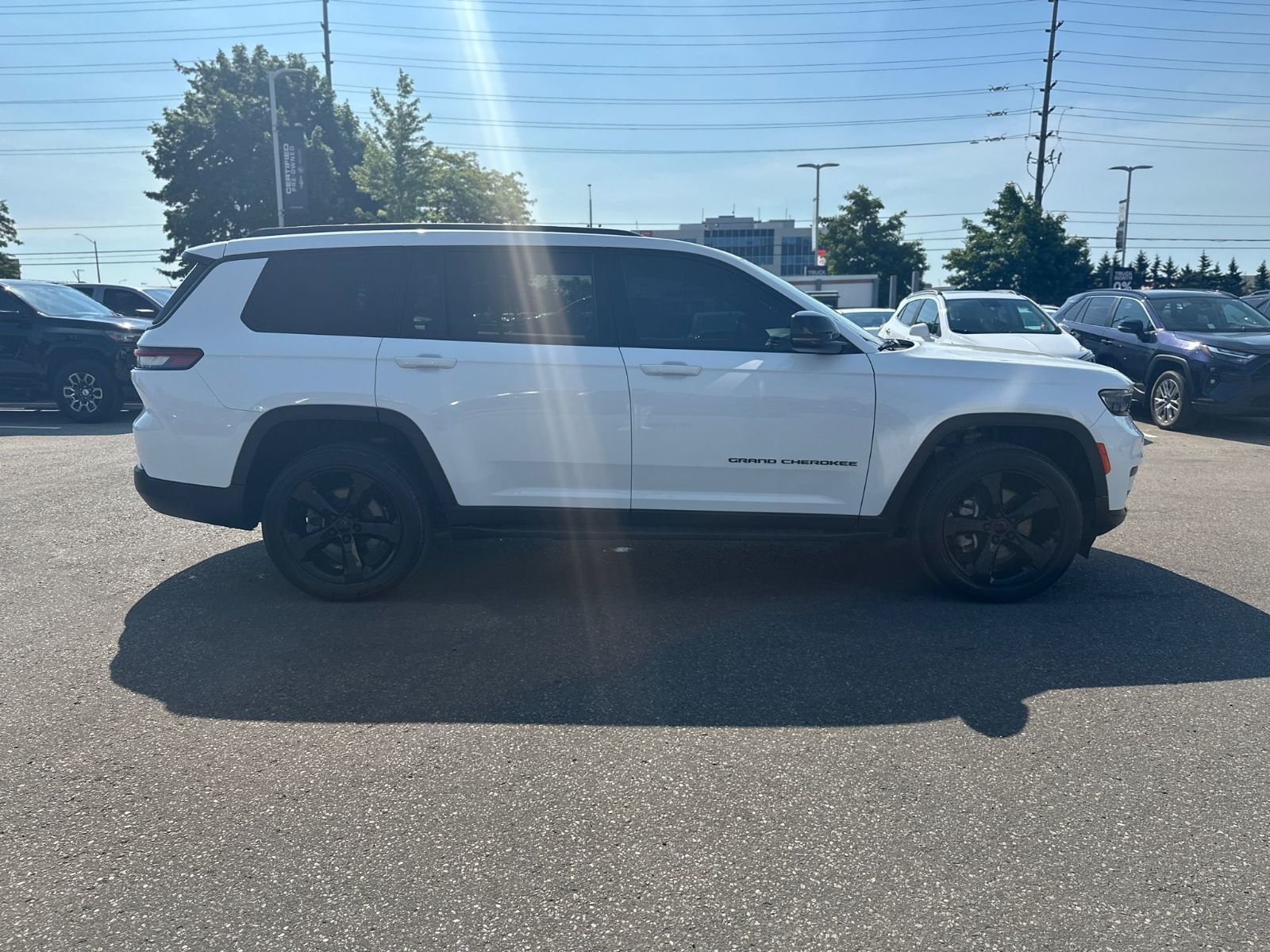 2021 Jeep Grand Cherokee in Brampton, Ontario