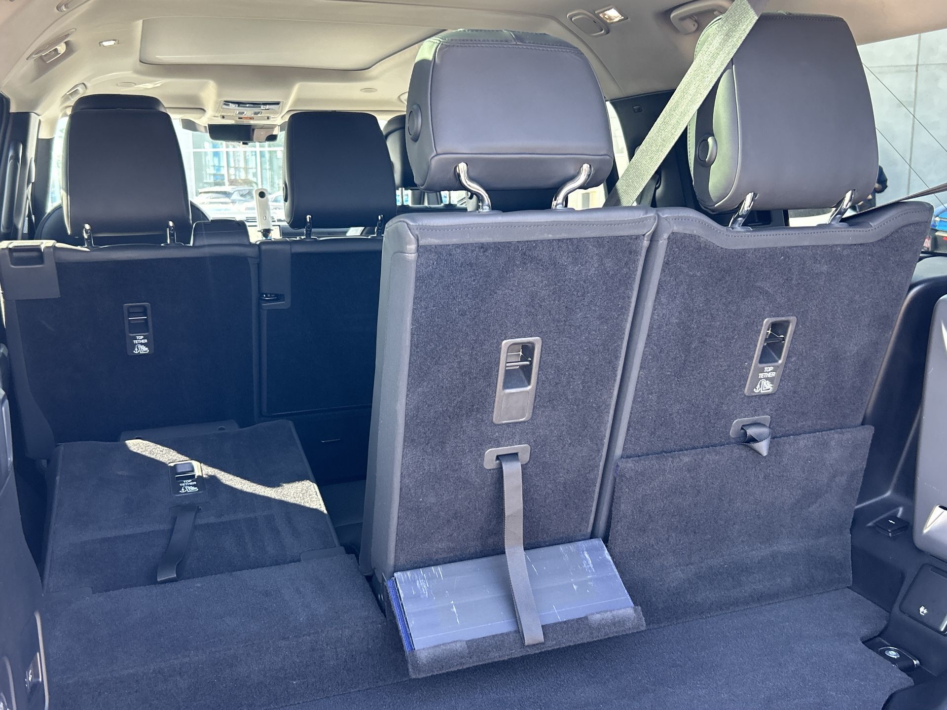 2023 Land Rover Defender