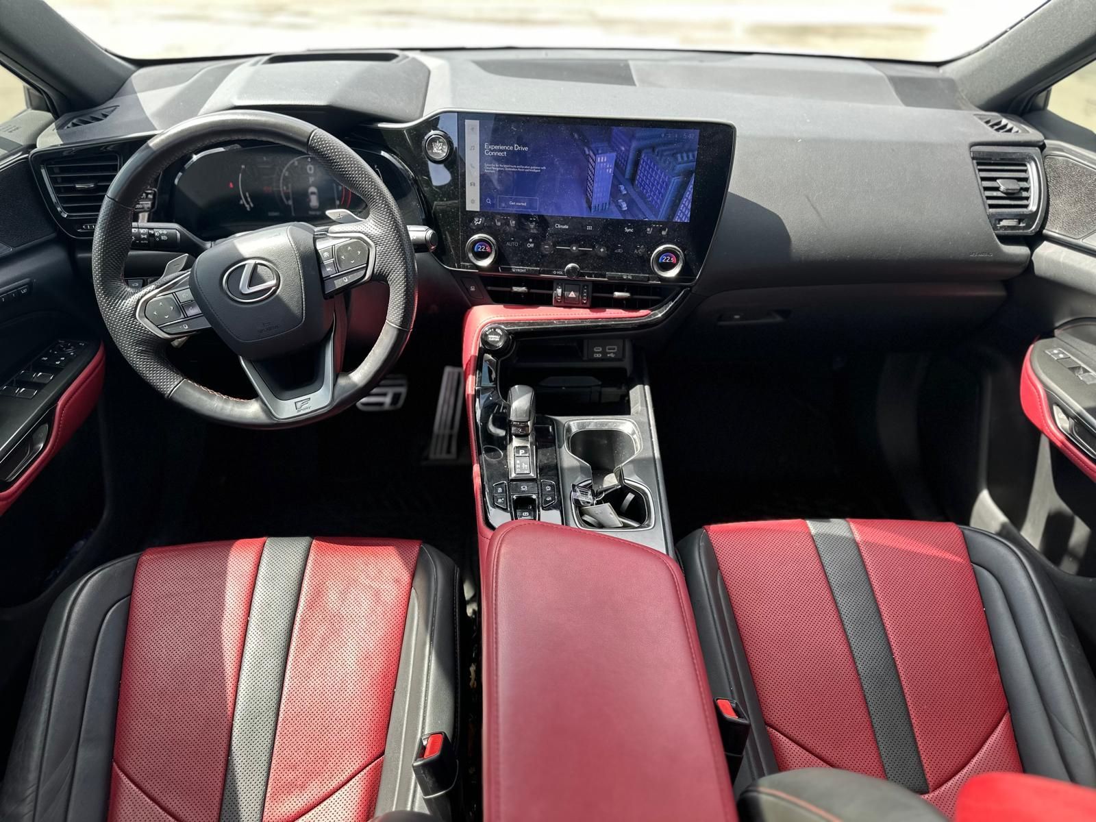 Lexus NX  2023 à Brampton, Ontario