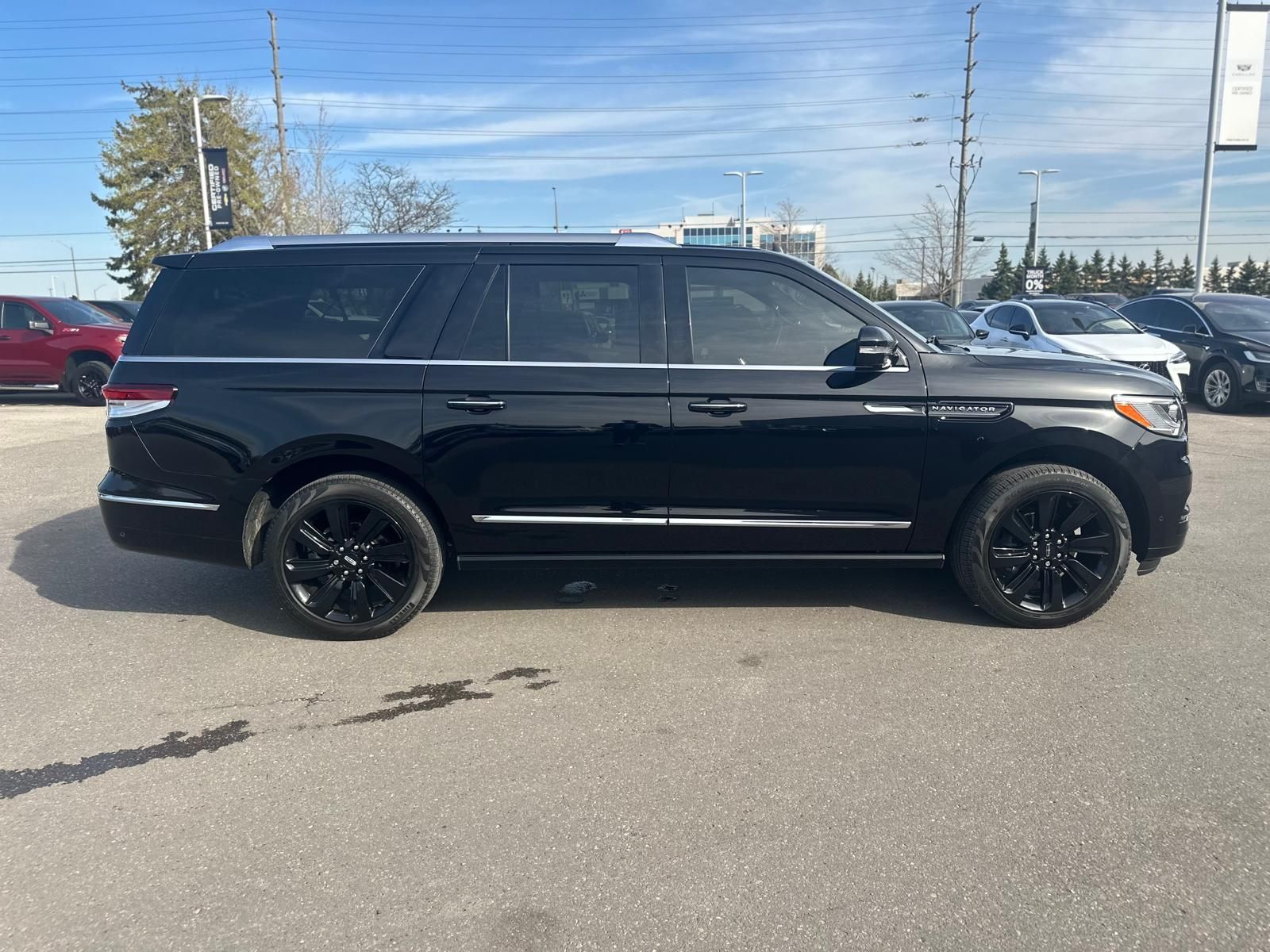 2022 Lincoln Navigator in Brampton, Ontario