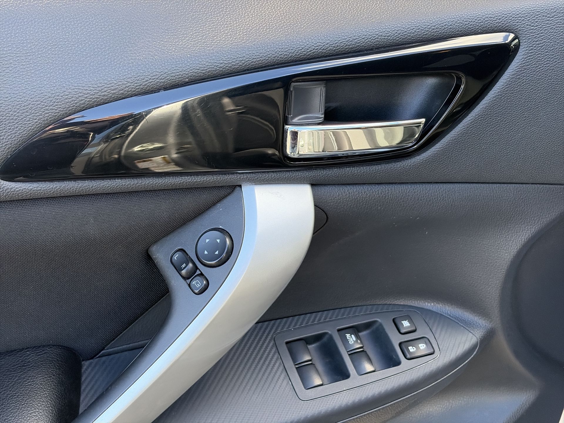 2024 Mitsubishi Eclipse Cross