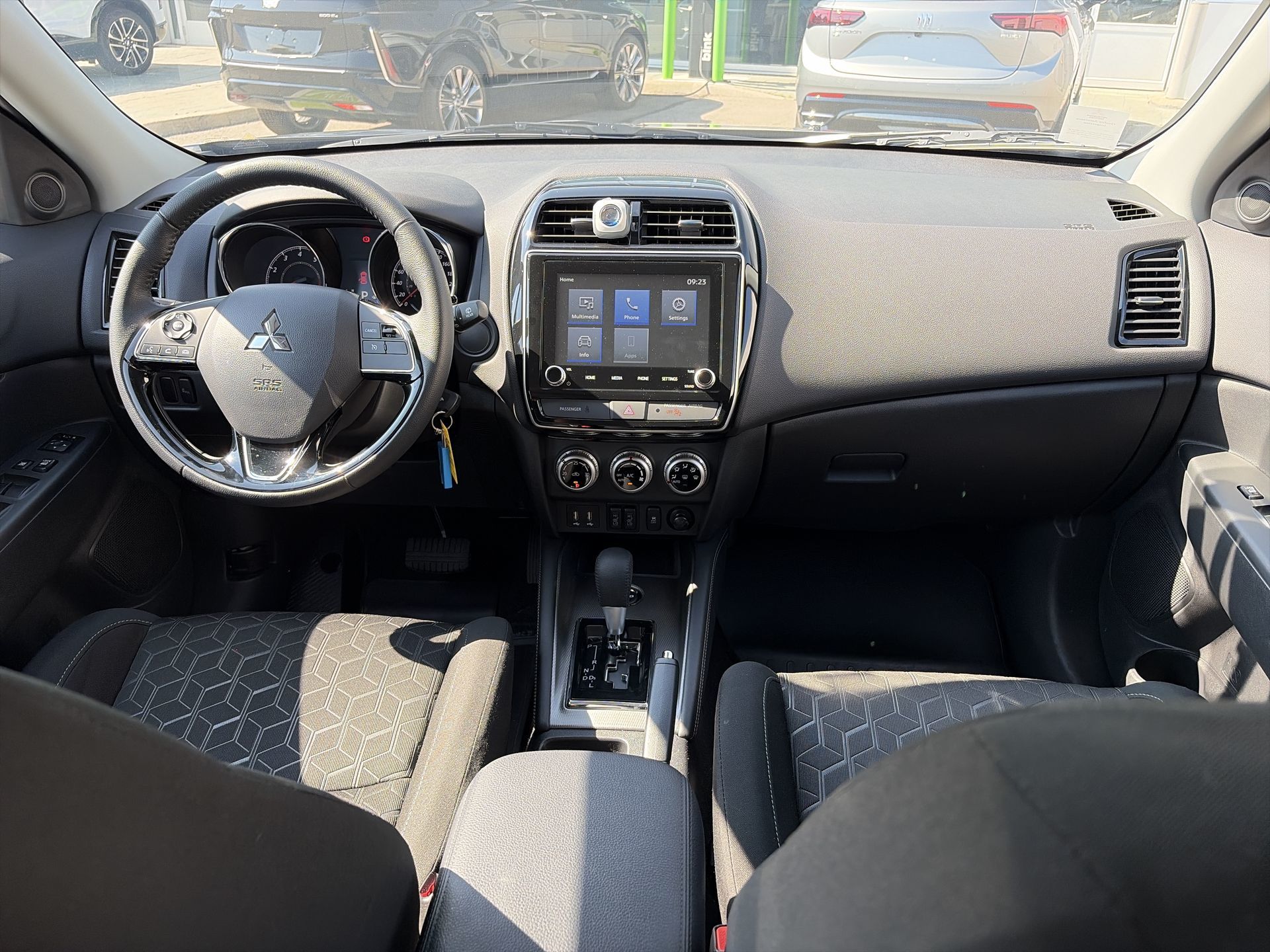 2024 Mitsubishi RVR