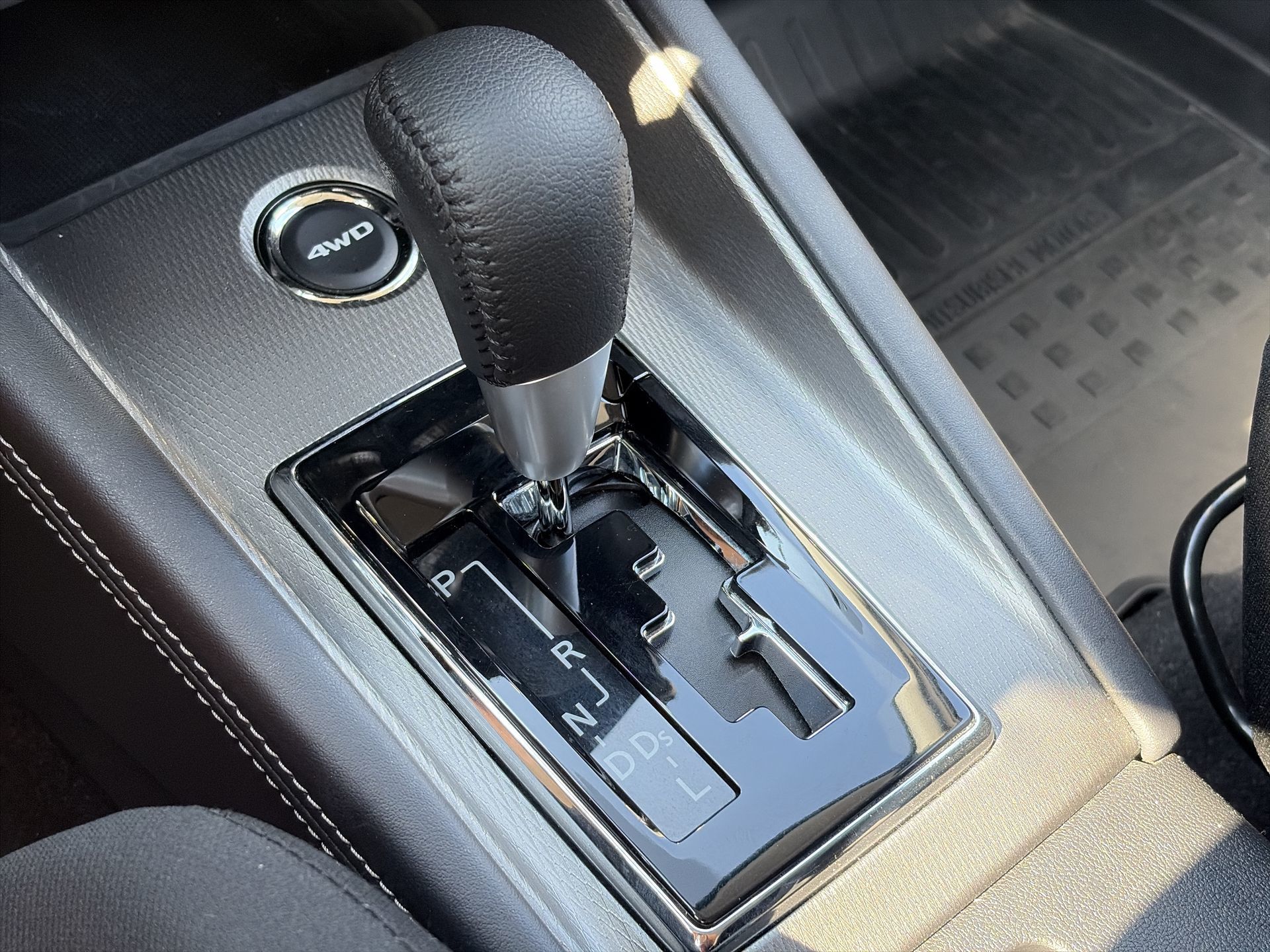 2024 Mitsubishi RVR