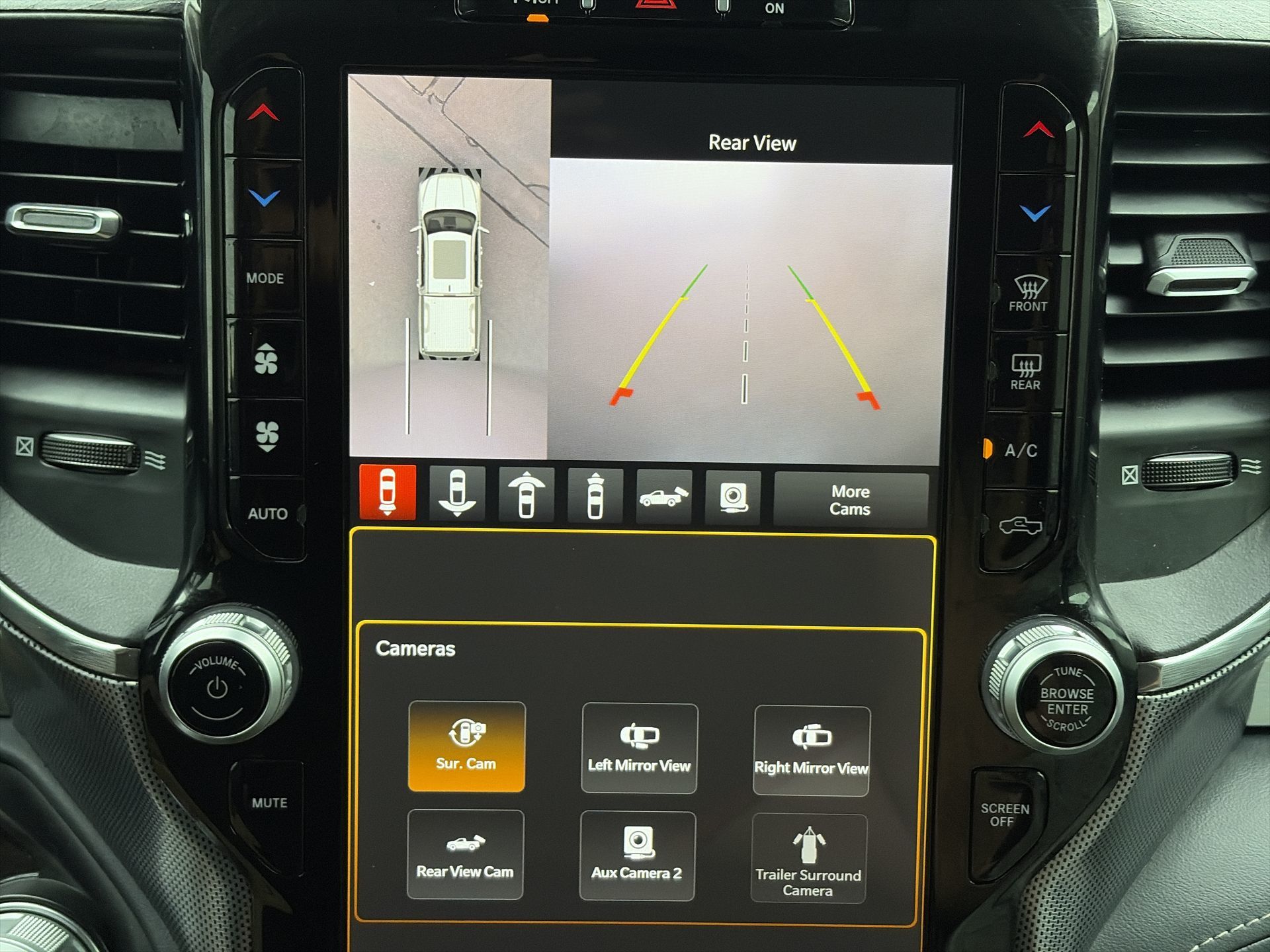 2023 Ram RAM 1500 Crew Cab 4x4 (DT)
