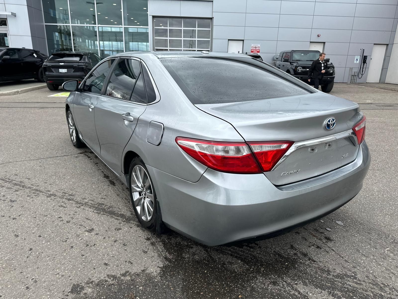 2016 Toyota Camry Hybrid