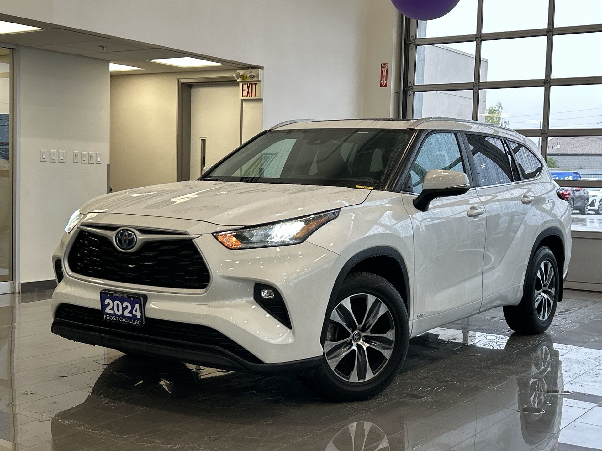 2024 Toyota Highlander in Brampton, Ontario