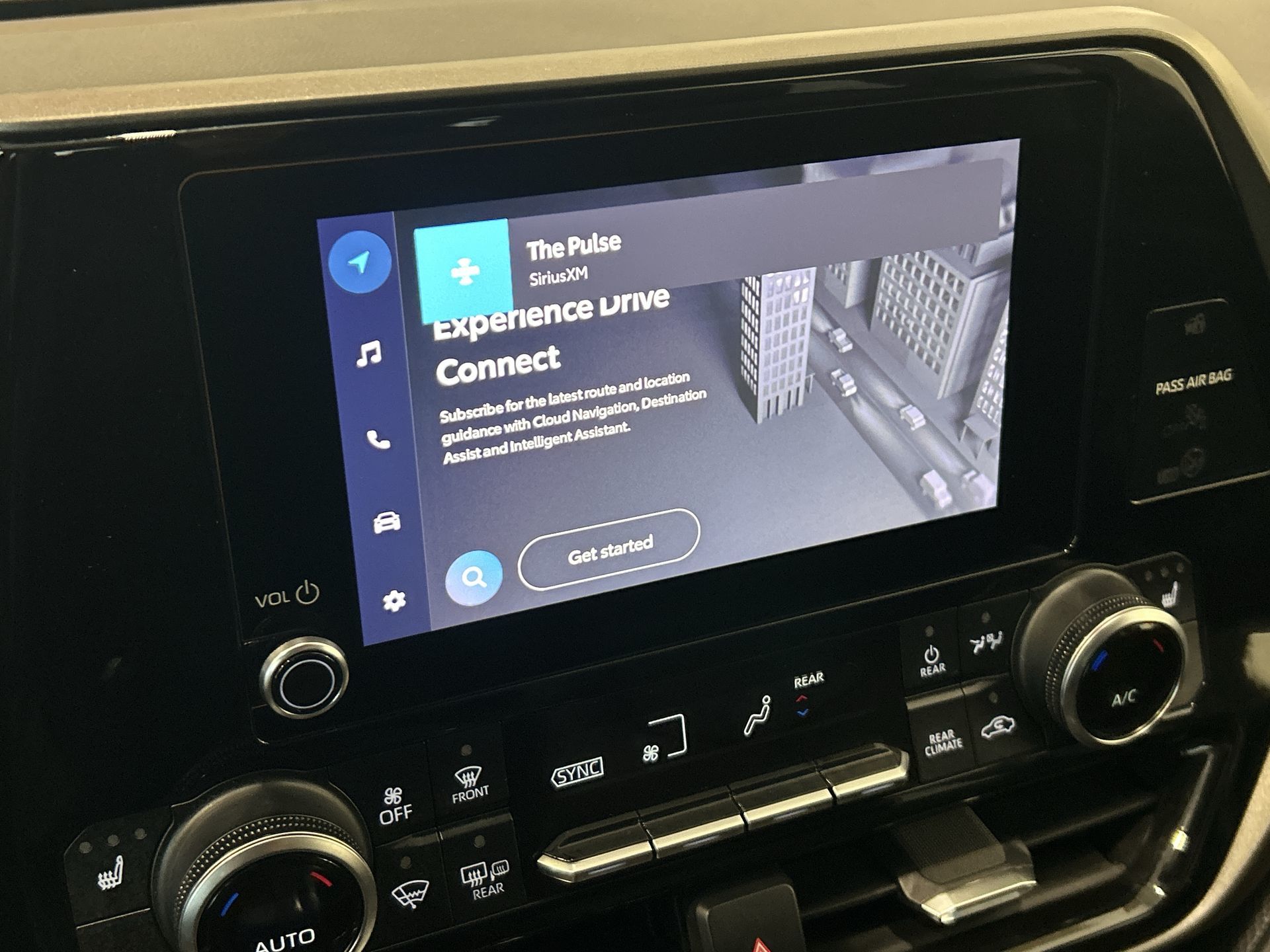 2024 Toyota Highlander in Brampton, Ontario